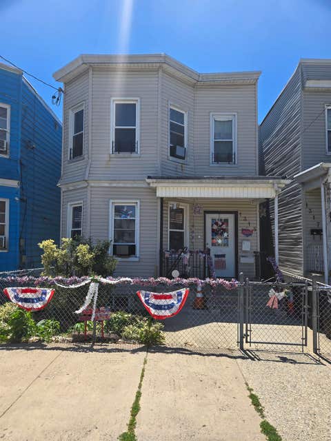 Multifamily For Sale - 1315 9th St<br/> North Bergen, NJ 07047