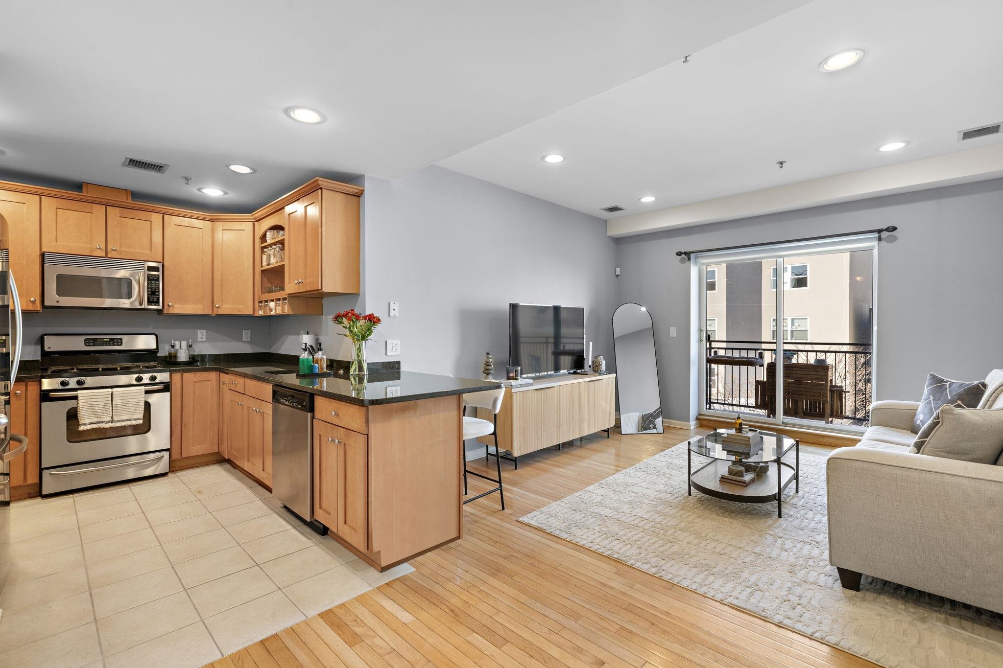 612 Adams St #4, Hoboken, New Jersey image 7