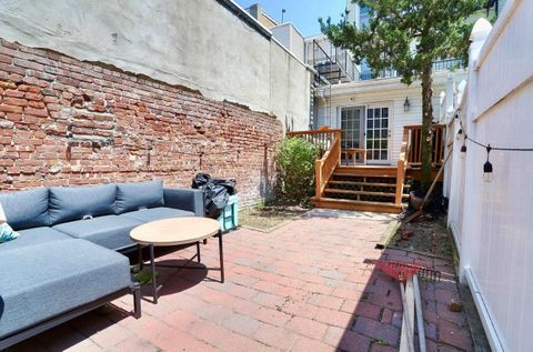 Condo For Sale - 410 Adams St #1R<br/> Hoboken, NJ 07030