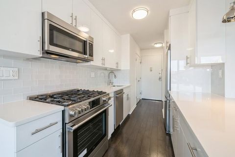 Condo For Sale - 500 Central Ave #302<br/> Union City, NJ 07087