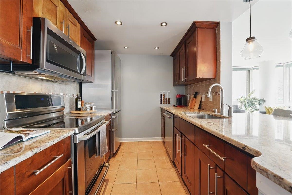 20 2nd St #1209, Jersey City, New Jersey image 6