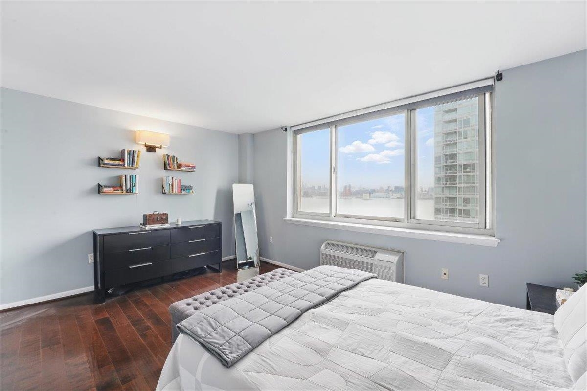 20 2nd St #1209, Jersey City, New Jersey image 10