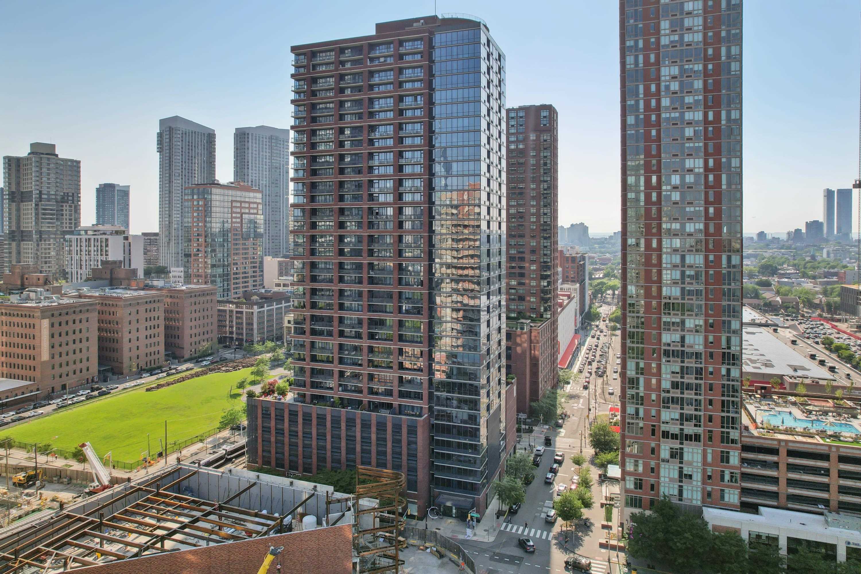 389 Washington St #21A, Jersey City, New Jersey image 40