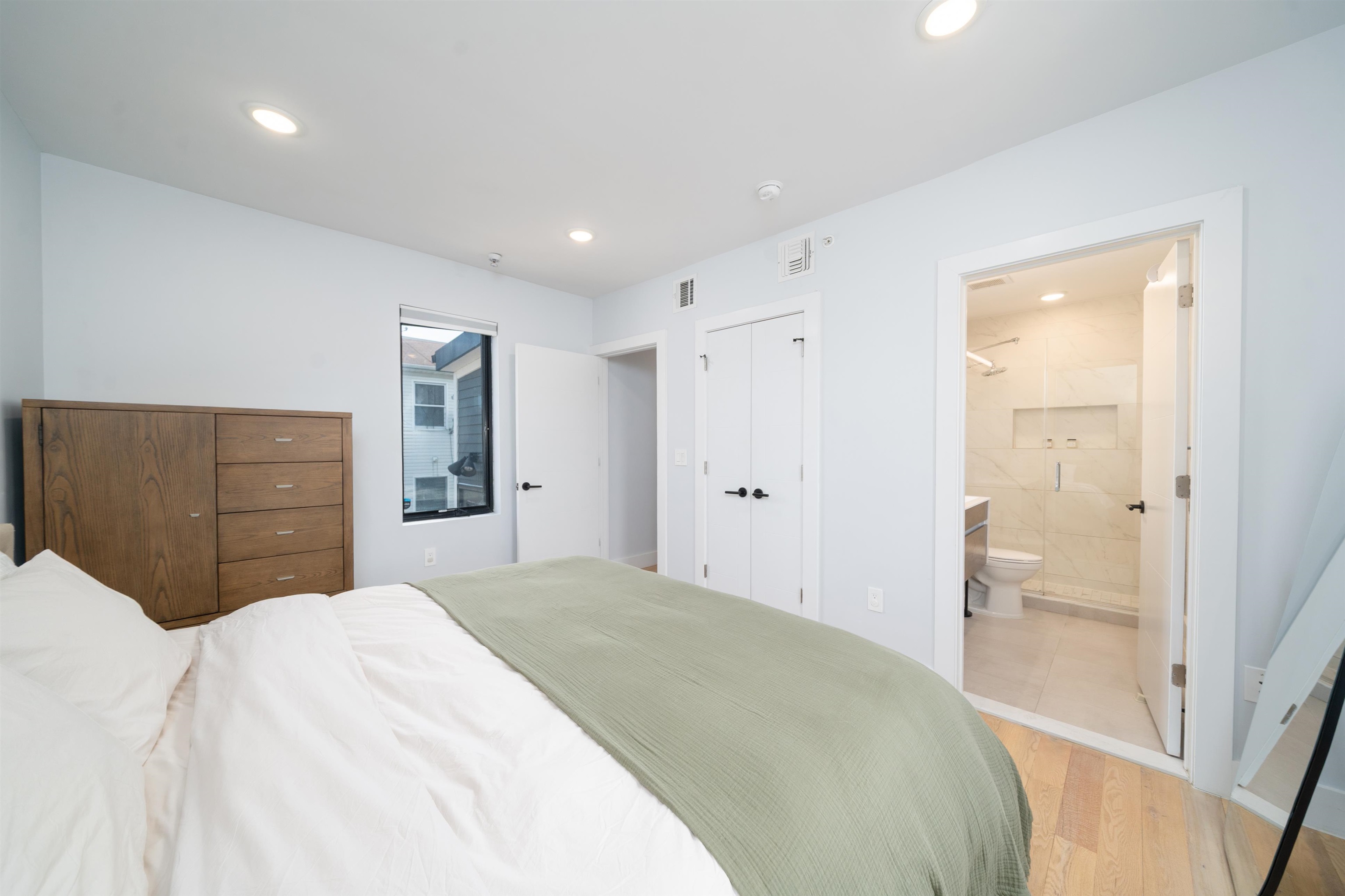 20 Jewett Ave #2, Jersey City, New Jersey image 14
