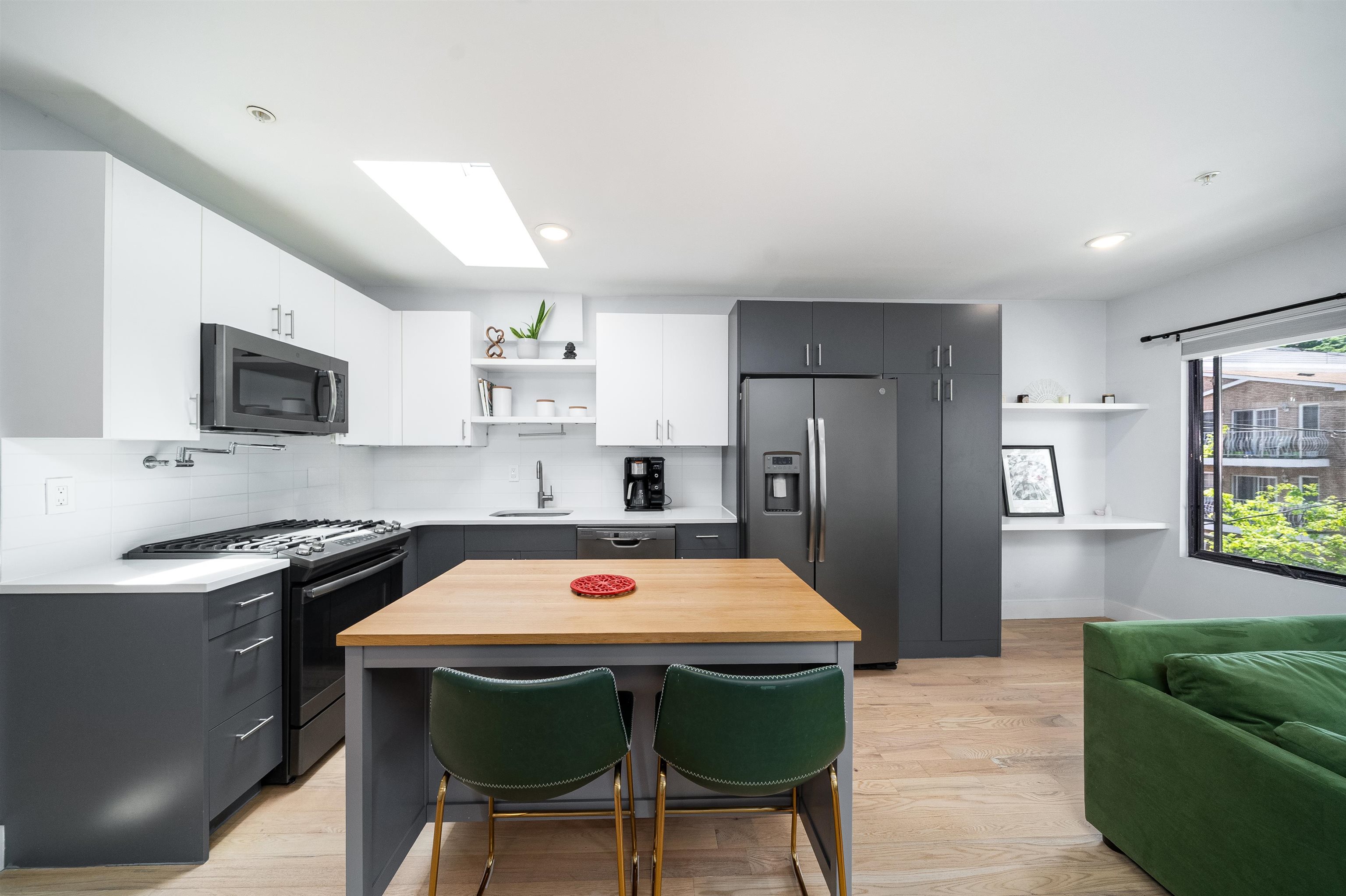 20 Jewett Ave #2, Jersey City, New Jersey image 8