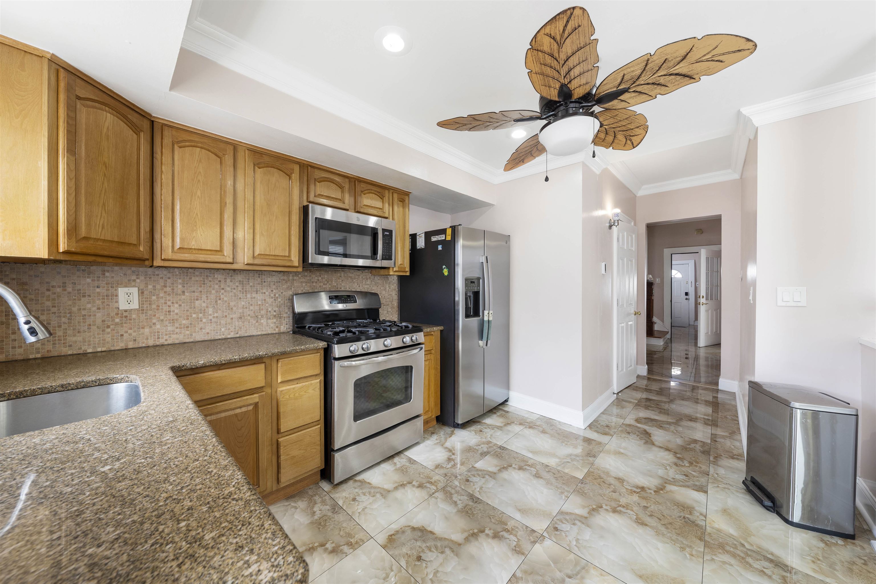 337 75th St, North Bergen, New Jersey image 4