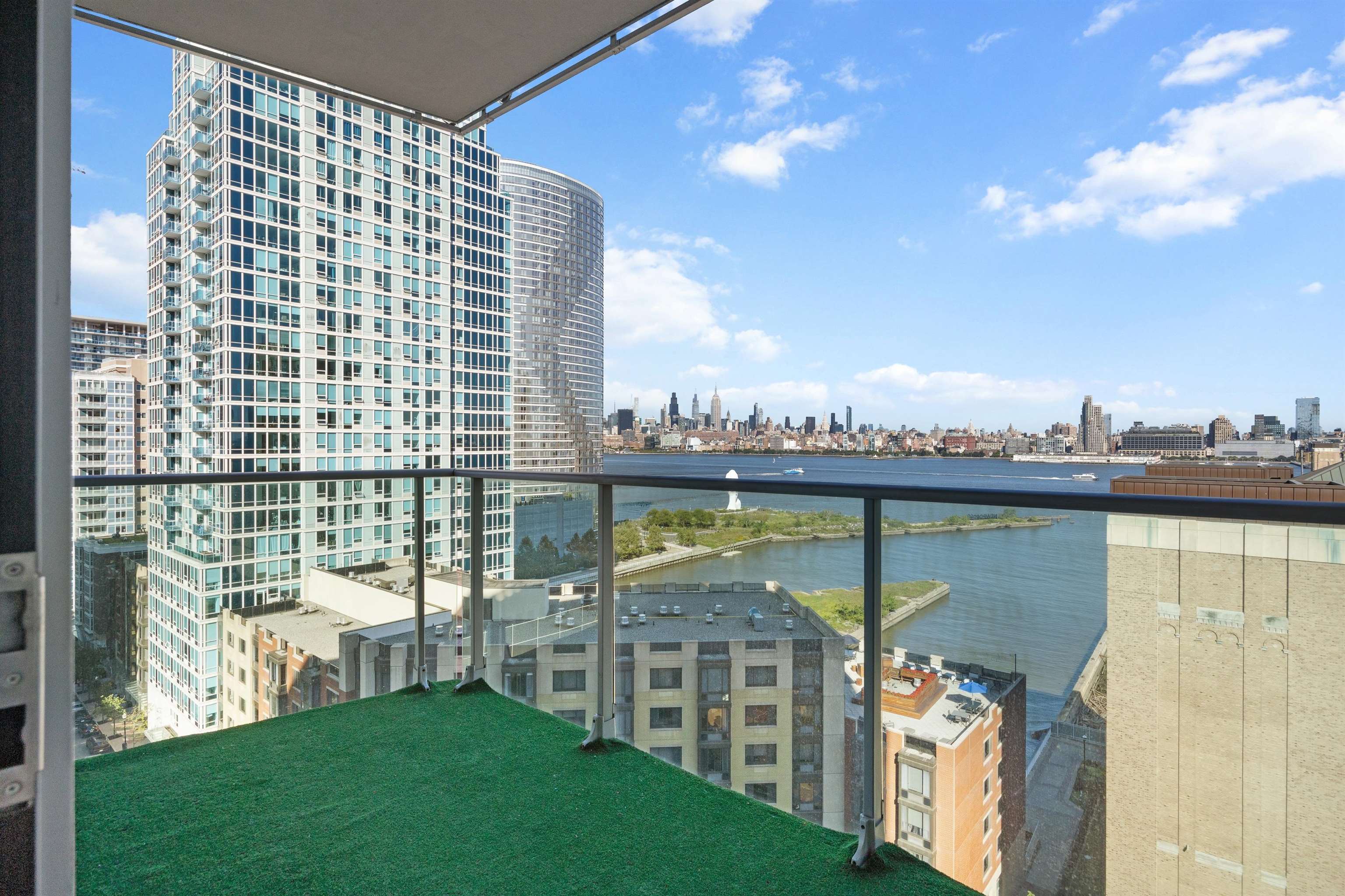 20 NEWPORT PARKWAY 1708