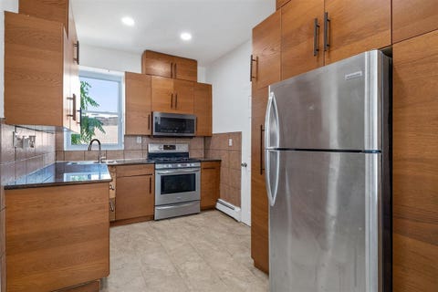 Apartment For Rent - 310 Paterson Plank Rd #3B<br/> Union City, NJ 07087