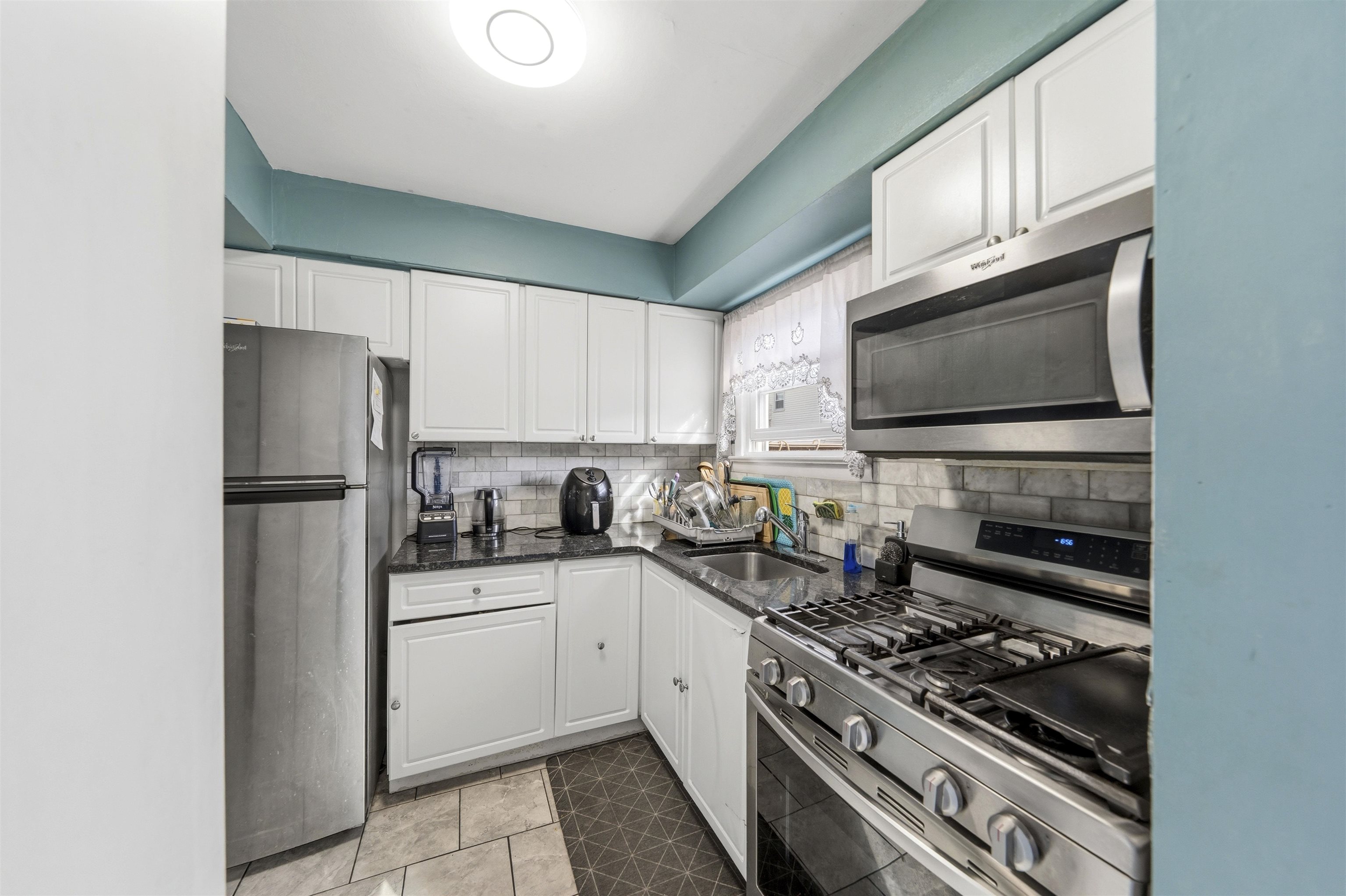 94 EAST 28TH ST