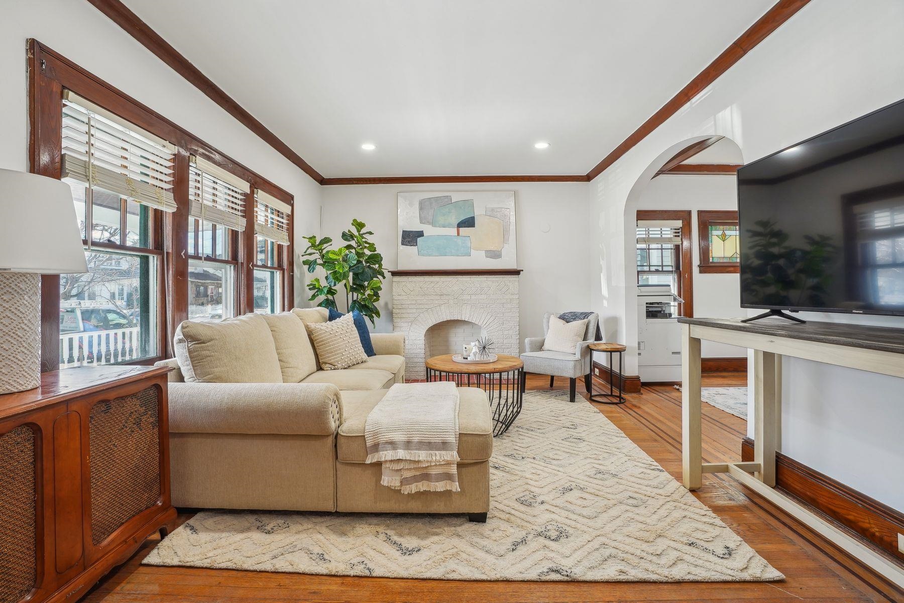 40 East 8th St, Clifton, New Jersey image 2