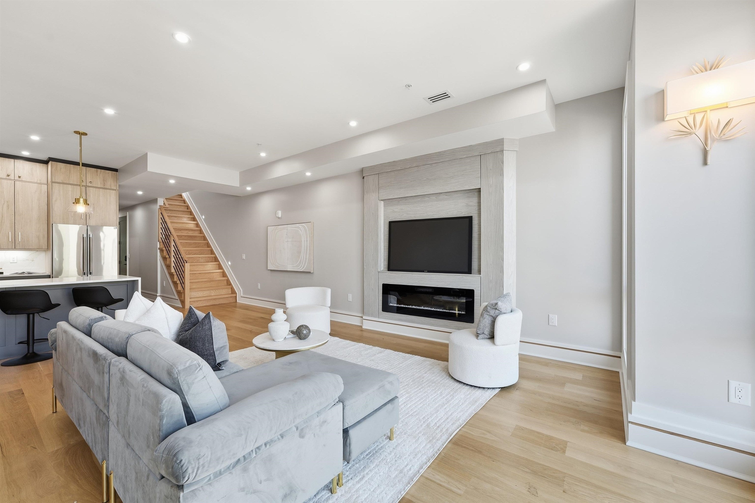 Search Homes 3 617 PALISADE AVE 3