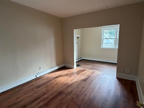 Homes For Rent - 89 West 17th St<br/> Bayonne, NJ 07002