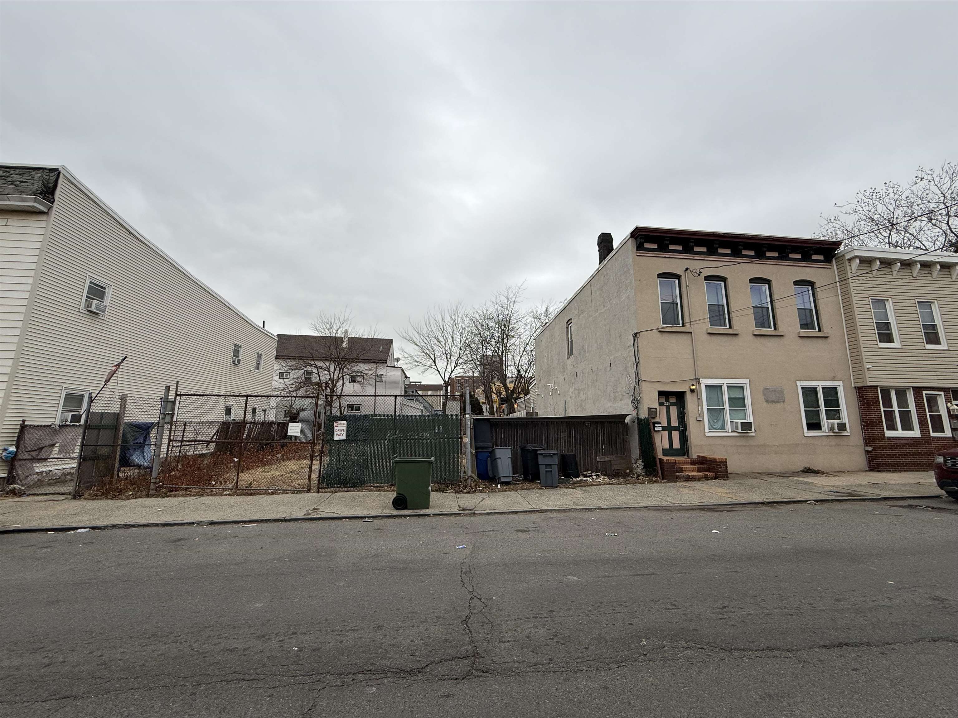 95 East 22nd St, Bayonne, New Jersey image 1