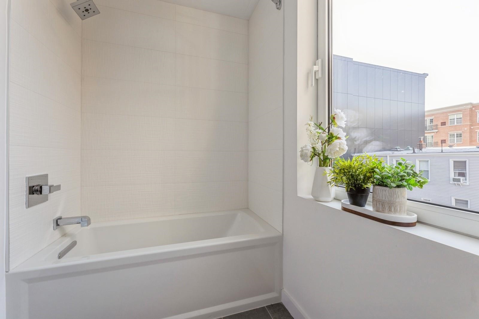 425 3rd St #318, Jersey City, New Jersey image 15