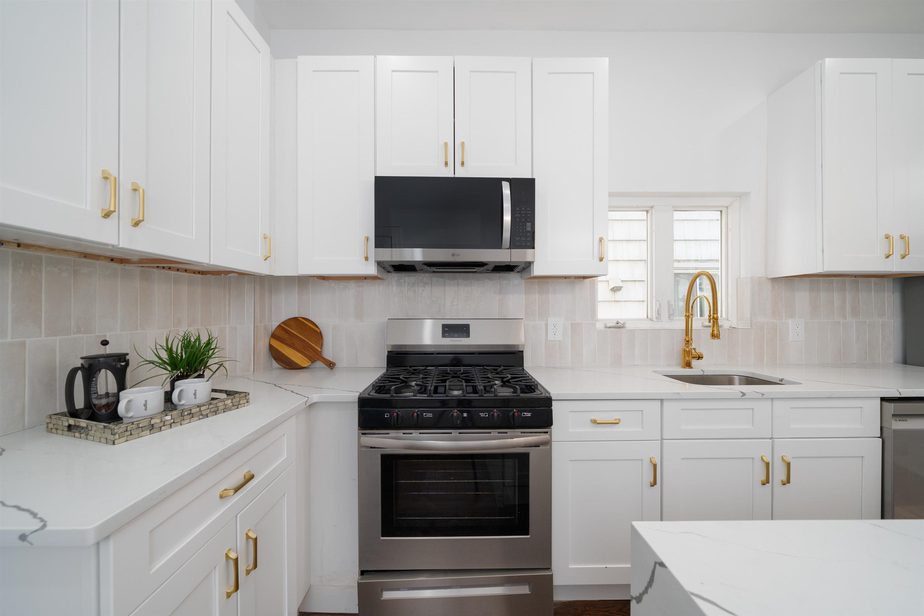 153 Harrison Ave, Jersey City, New Jersey image 10