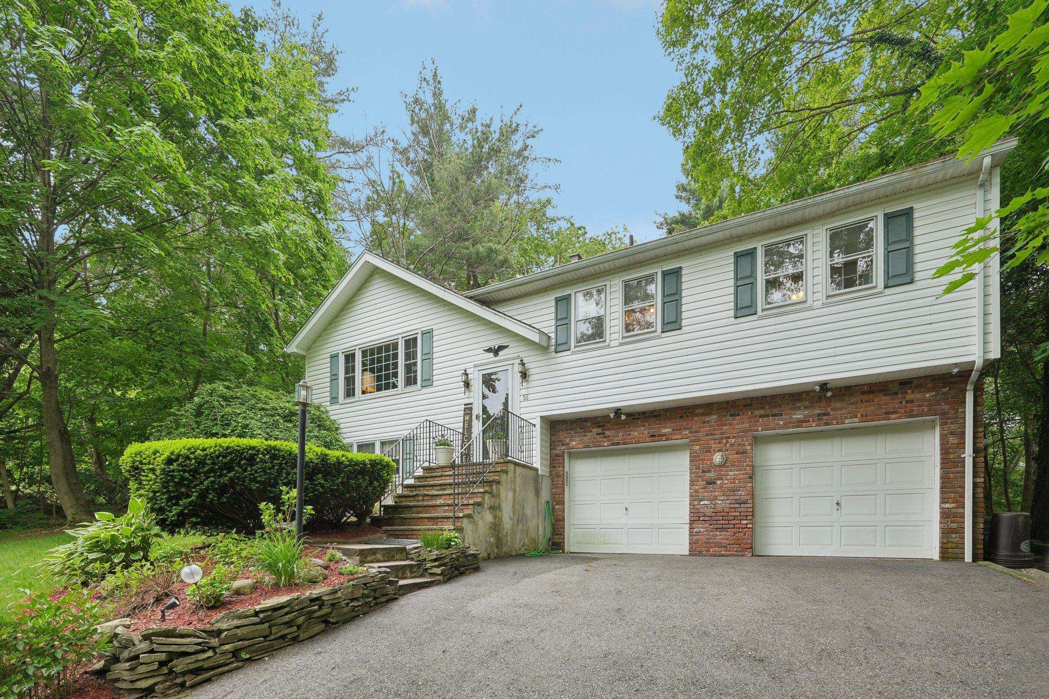 56 Bradrick Lane, West Milford, New Jersey image 4
