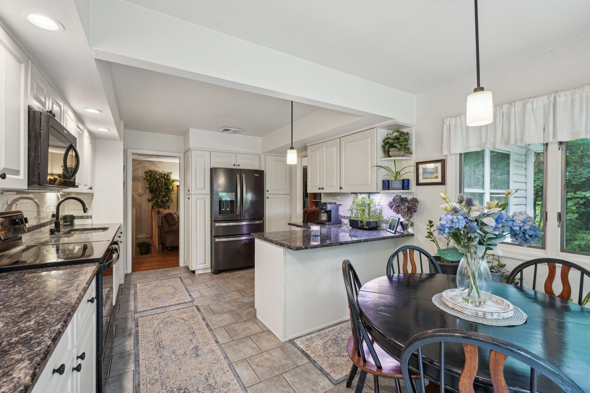 56 Bradrick Lane, West Milford, New Jersey image 13