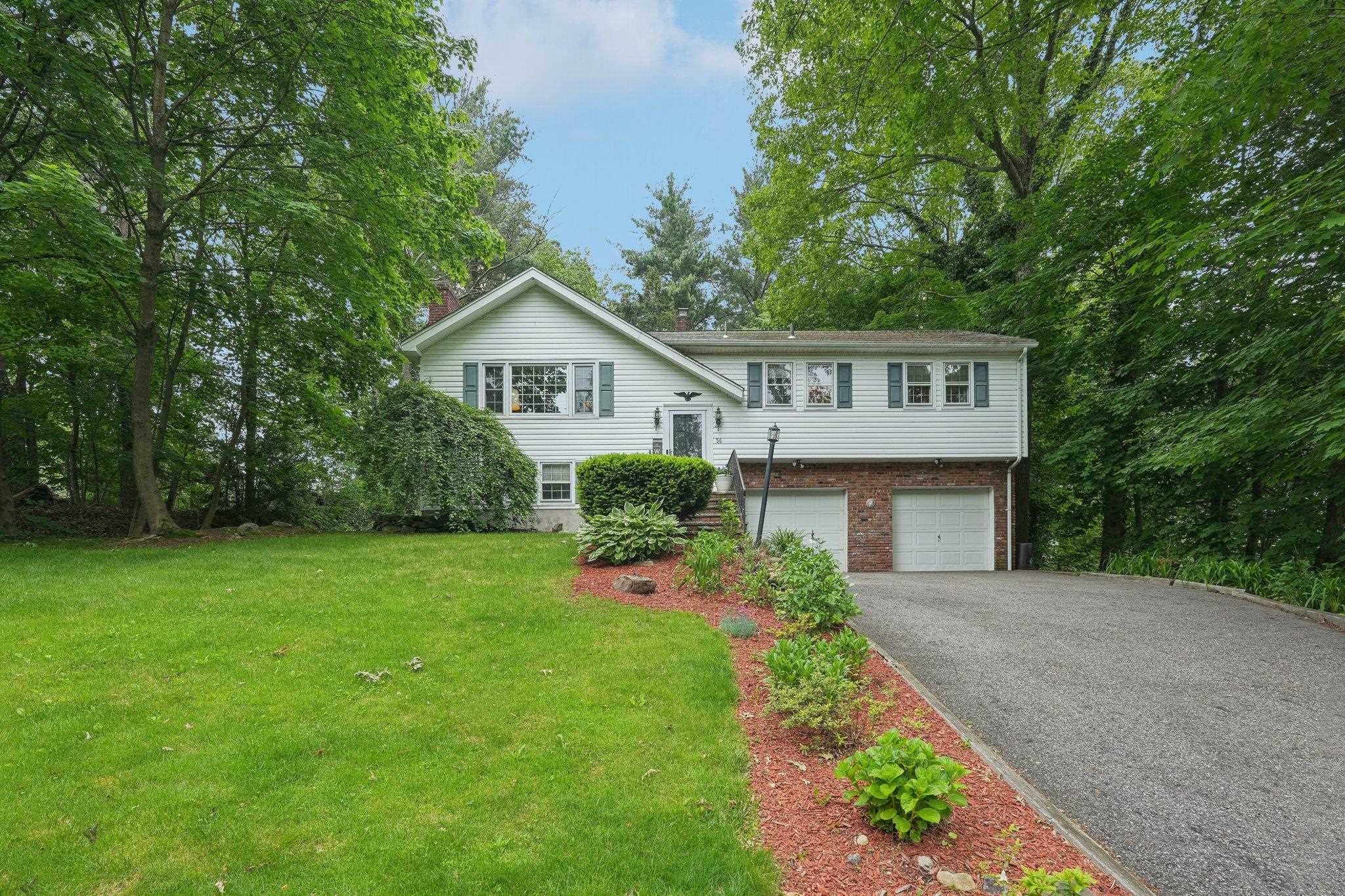 56 Bradrick Lane, West Milford, New Jersey image 3