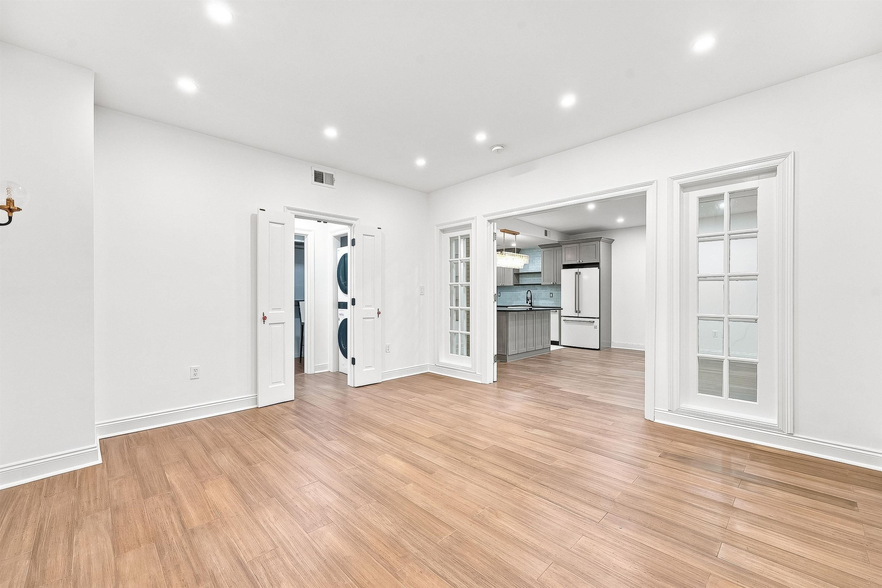 Search Homes 3 110 SHEARWATER CT EAST 33
