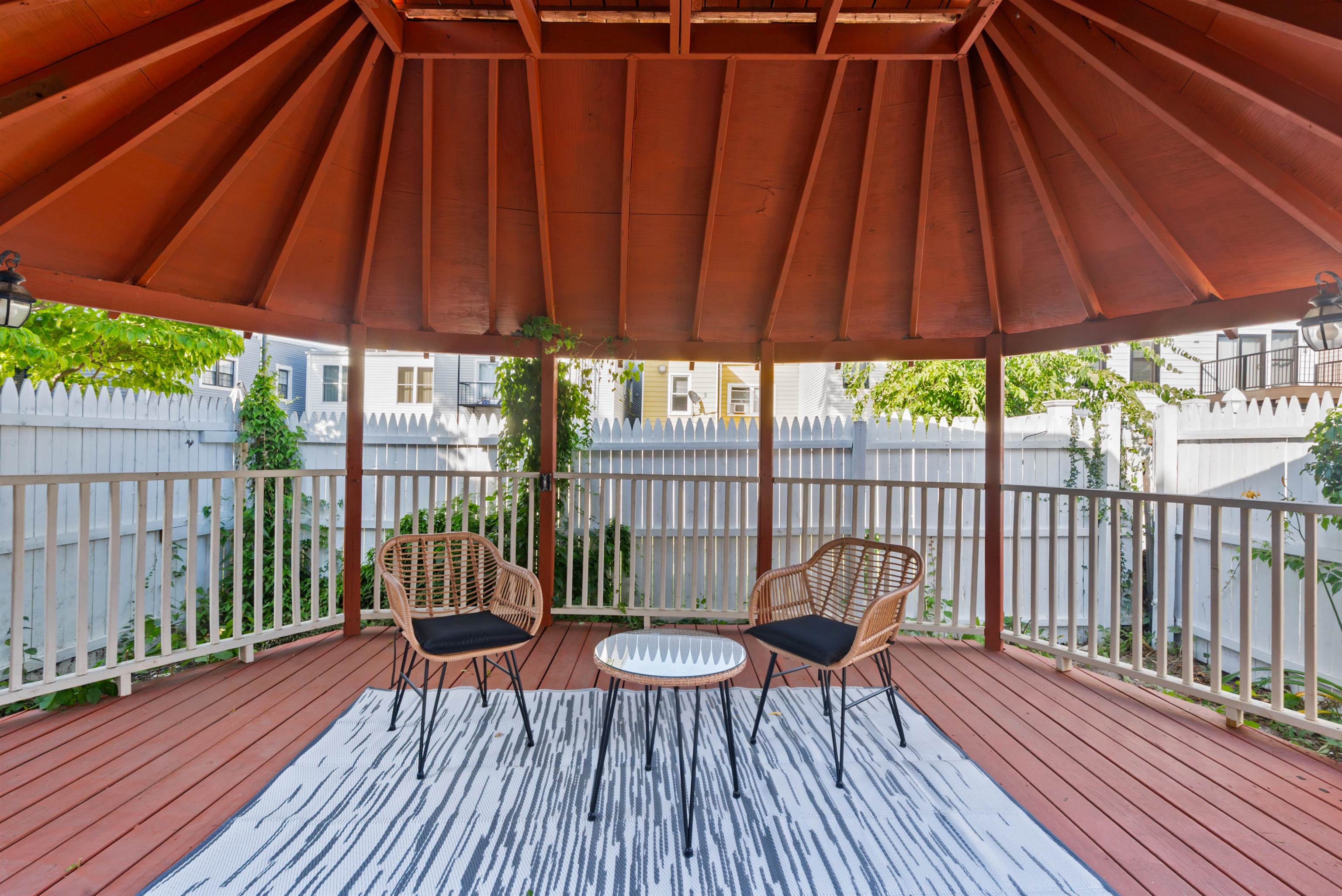 110 MAPLE ST 2