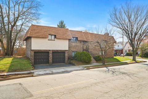 Homes For Sale - 345 5th St<br/> Bergen County, Ridgefield Park, NJ 07660