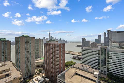 Homes For Rent - 45 River Dr South Dr #3205<br/> Jersey City, NJ 07310