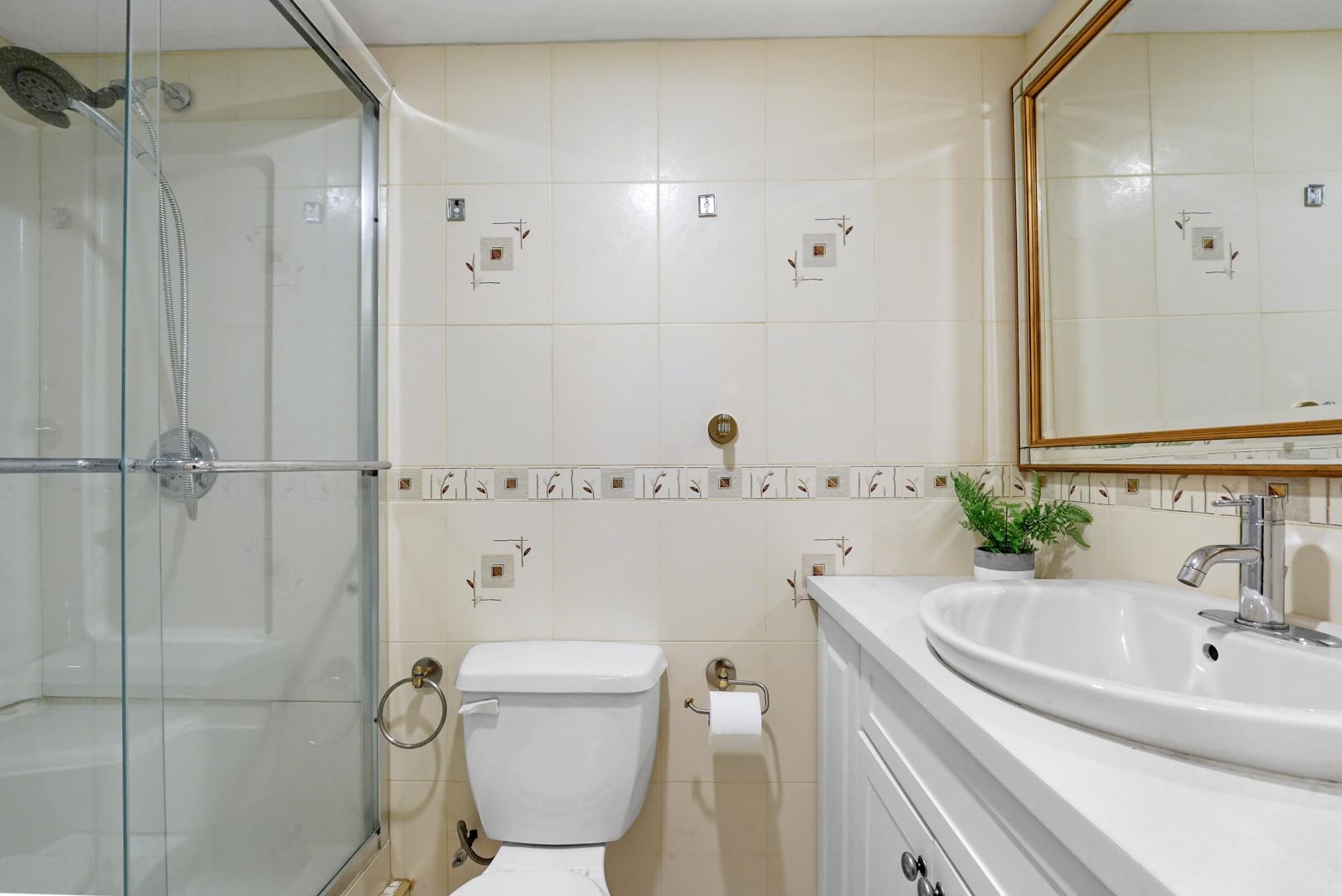 78 Jannarone St, Belleville, New Jersey image 35