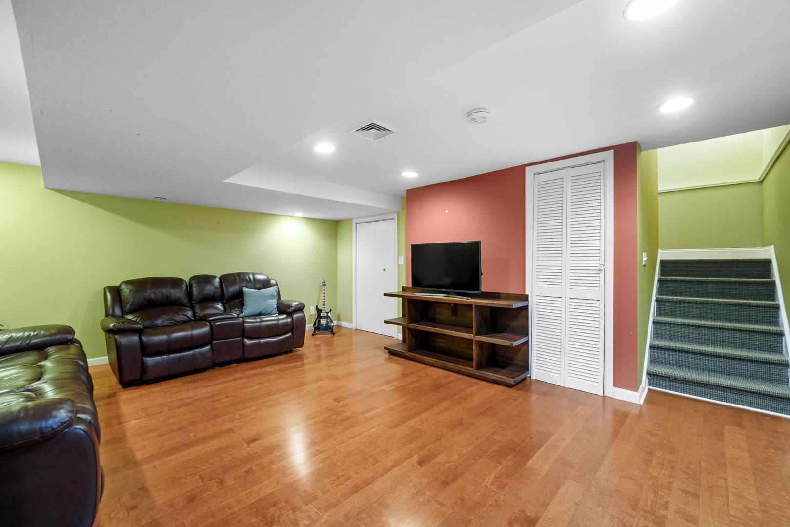 78 Jannarone St, Belleville, New Jersey image 32