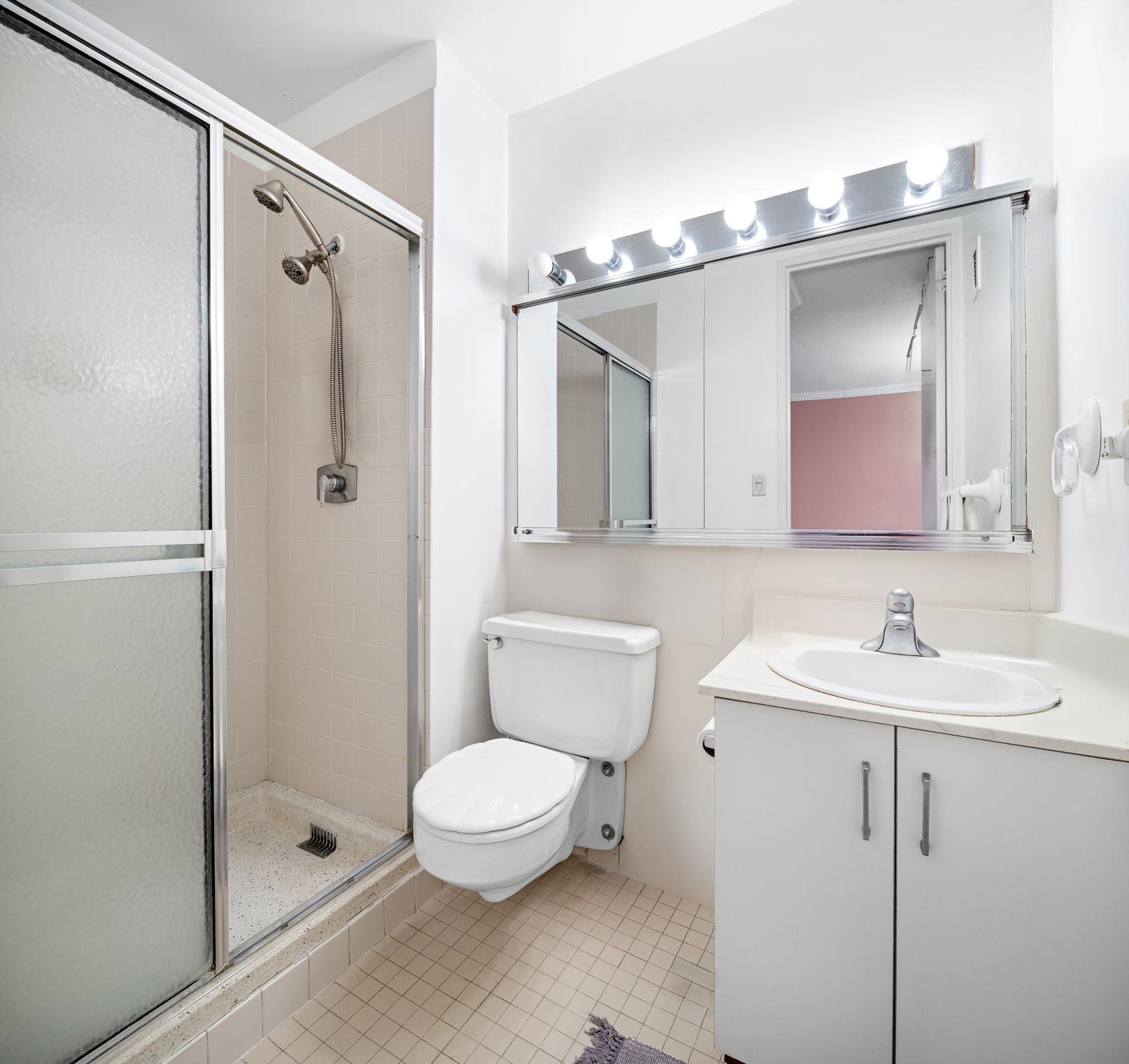 7004 Blvd East #40G, Guttenberg, New Jersey image 10