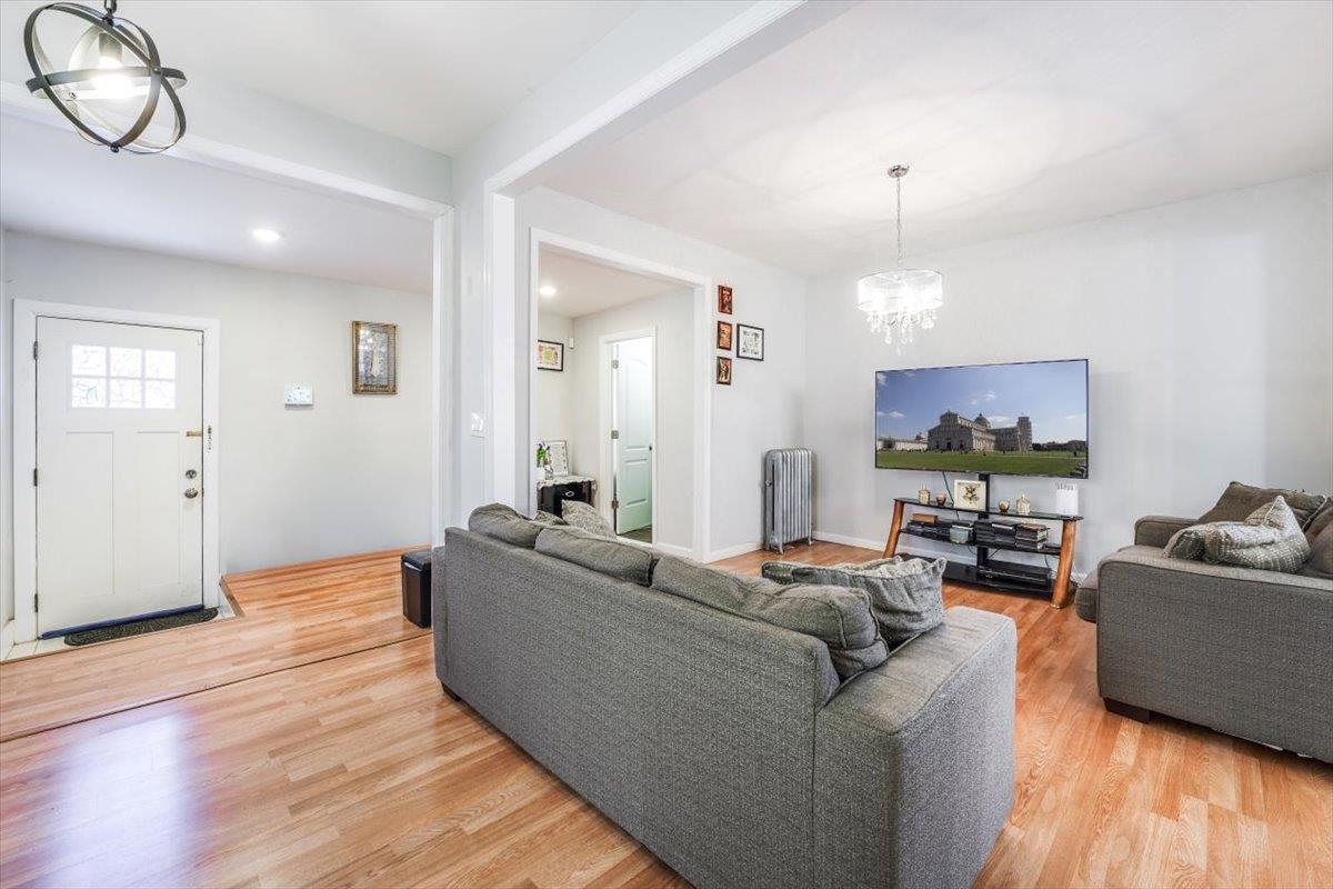 141 Brookdale Ave, Newark, New Jersey image 3