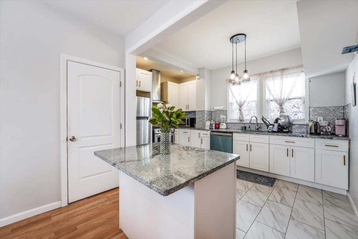 141 Brookdale Ave, Newark, New Jersey image 7