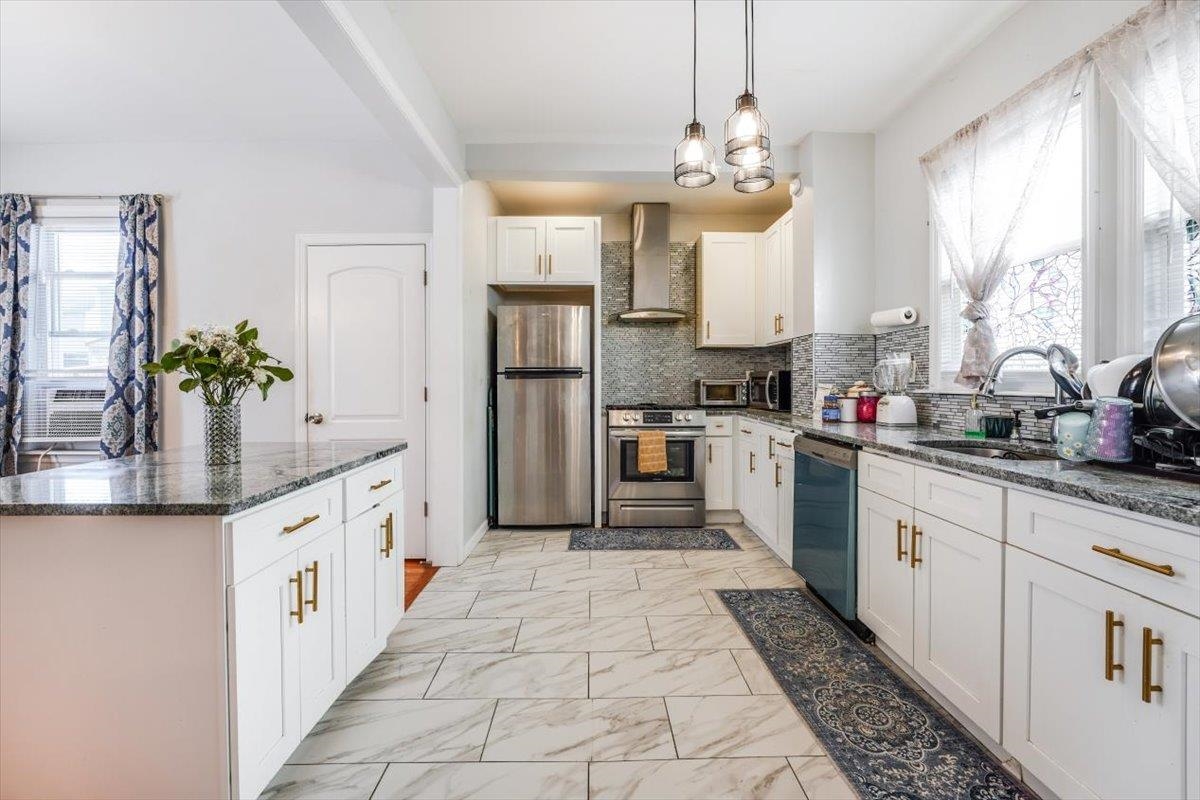 141 Brookdale Ave, Newark, New Jersey image 8