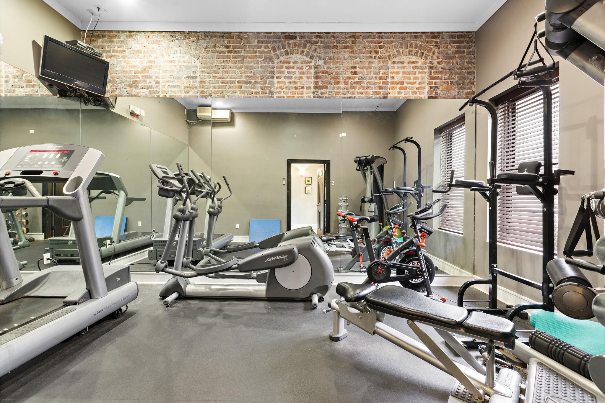 615 Adams St #2F, Hoboken, New Jersey image 24