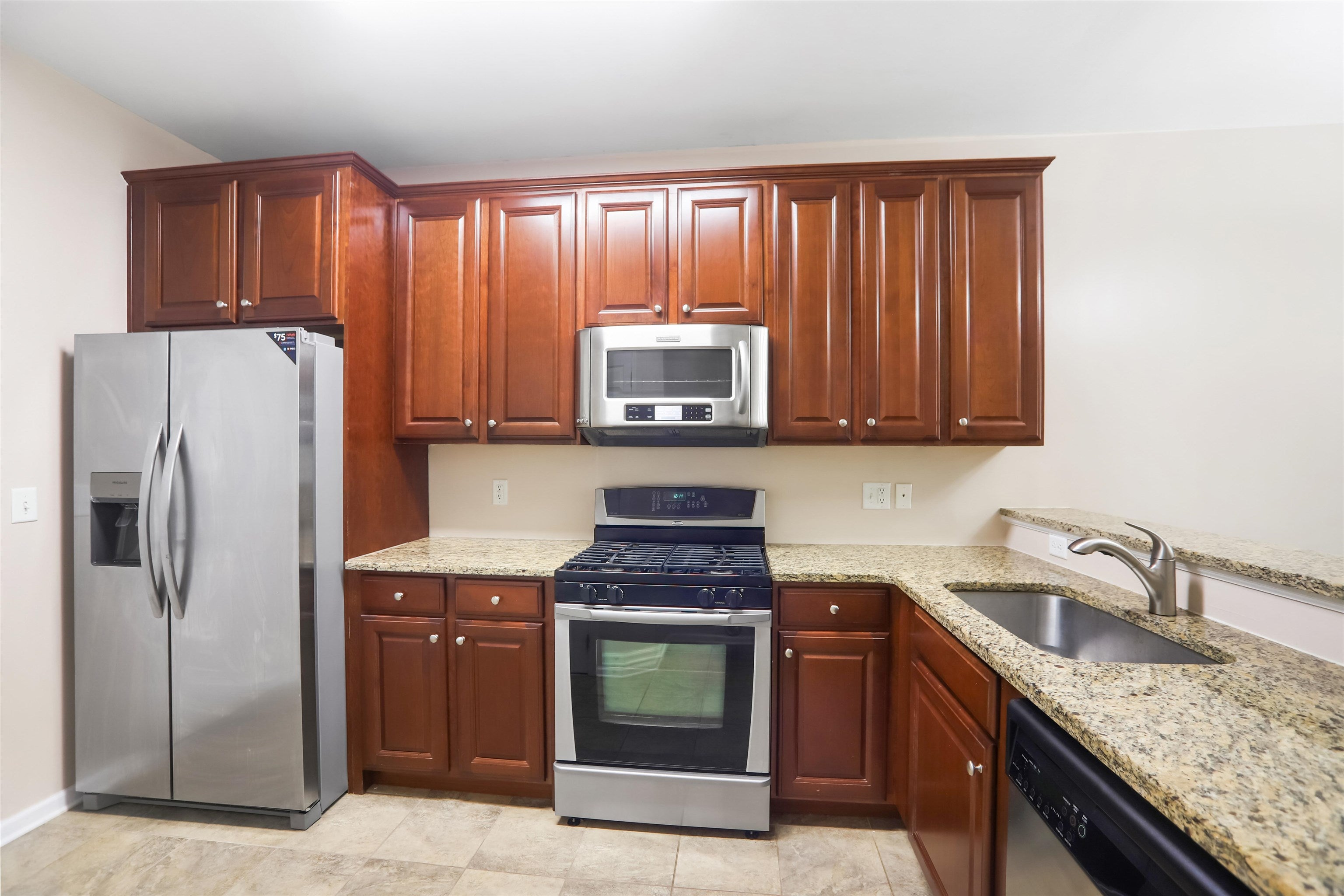 275 CUSTER AVE 223