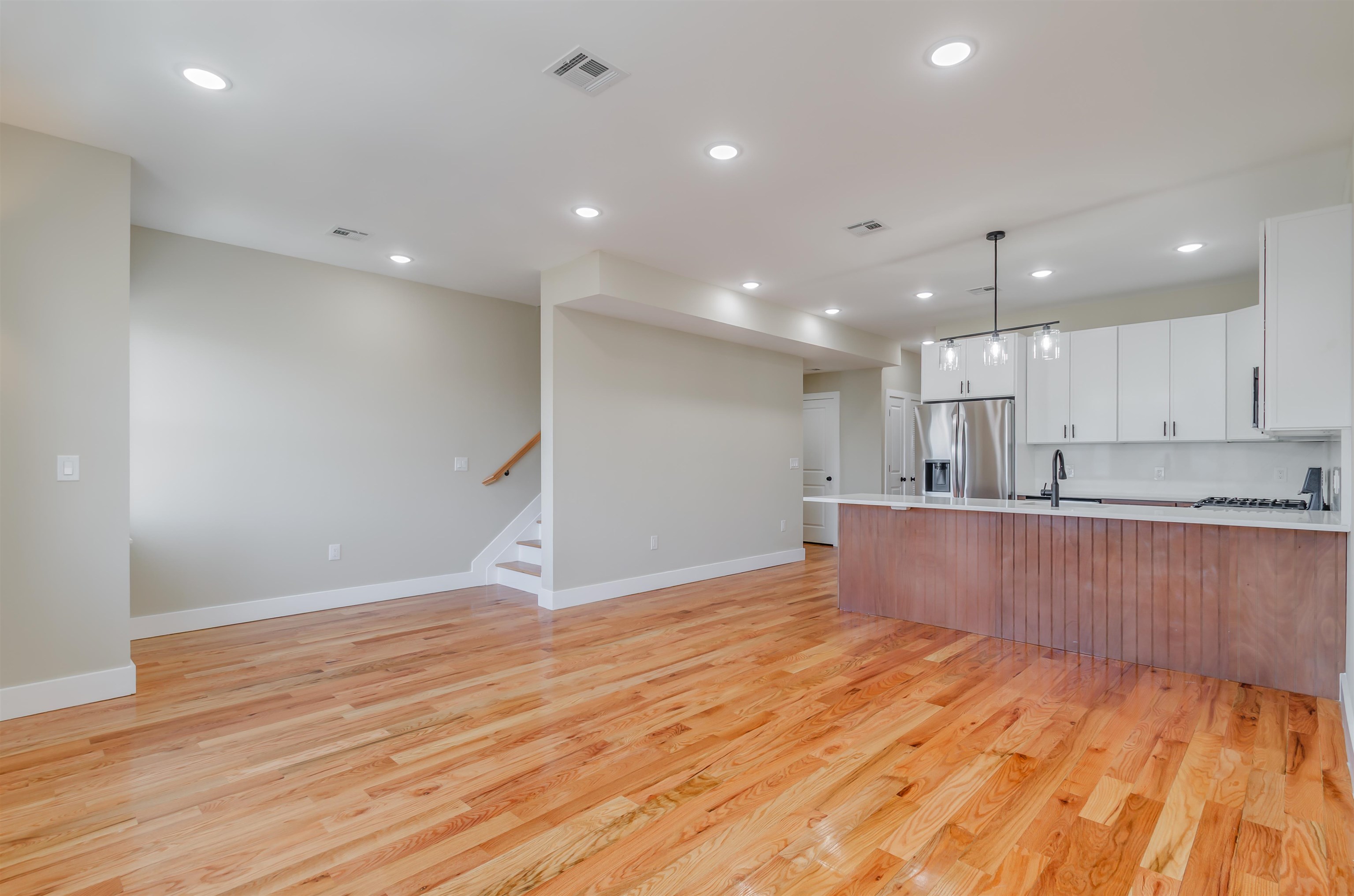 275 Pearsall Ave #2, Jersey City, New Jersey image 14
