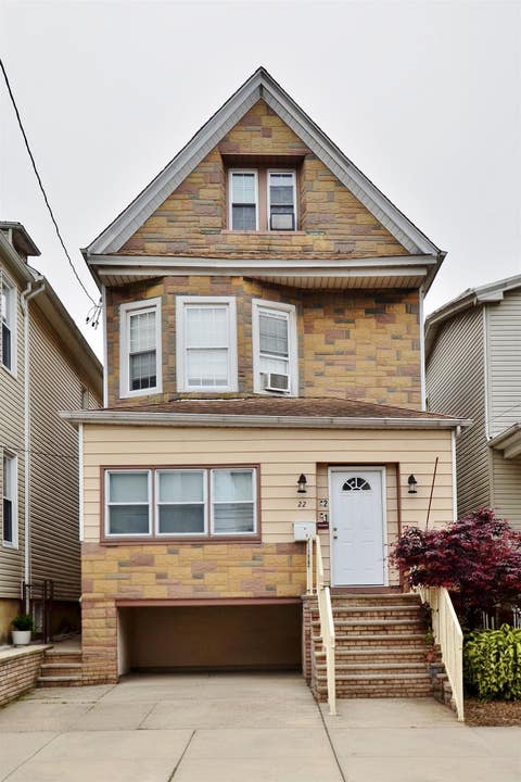 Multifamily For Sale - 22 East 44th St<br/> Hudson County, Bayonne, NJ 07002