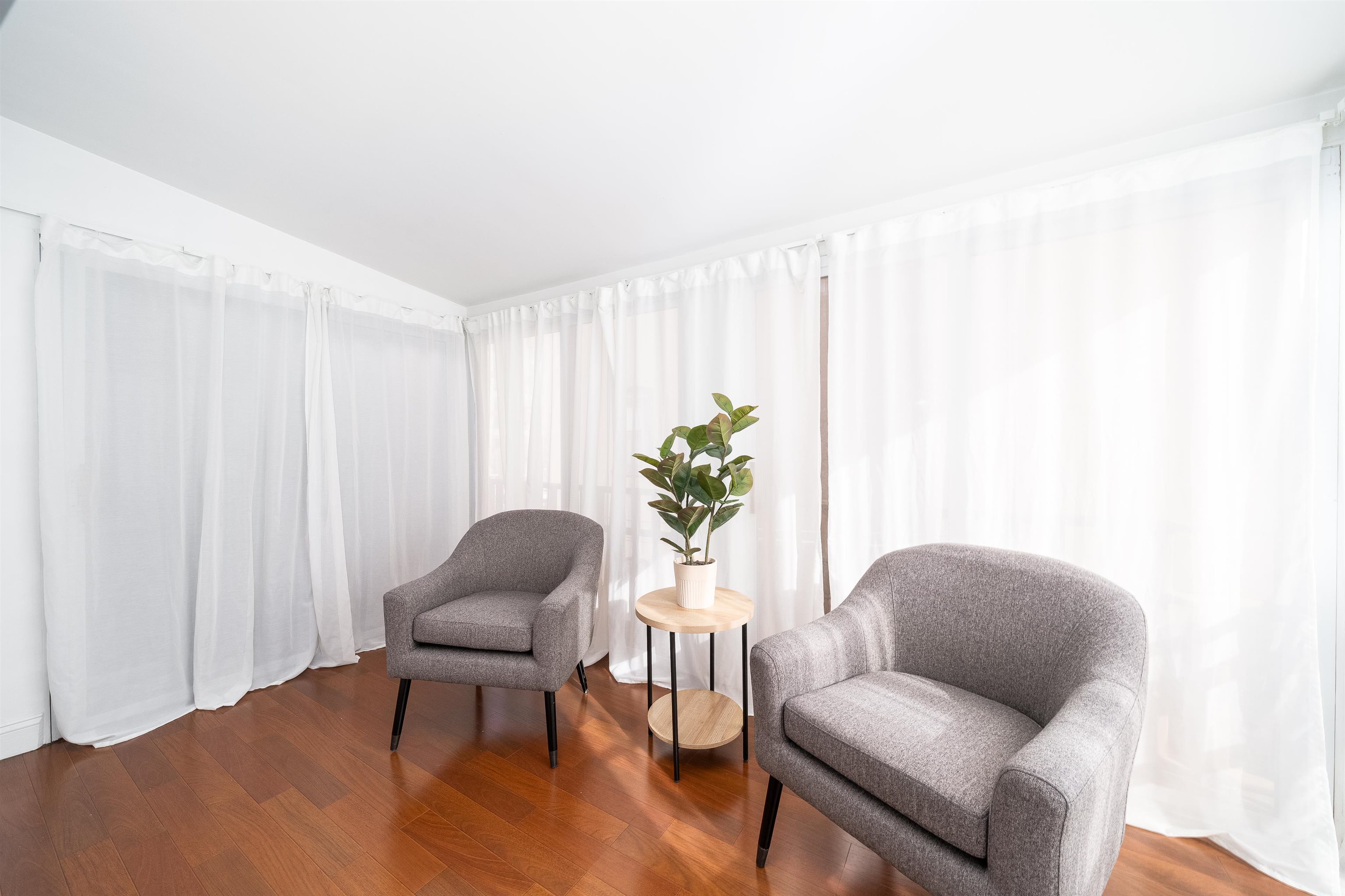 176 Coles St, Jersey City, New Jersey image 24