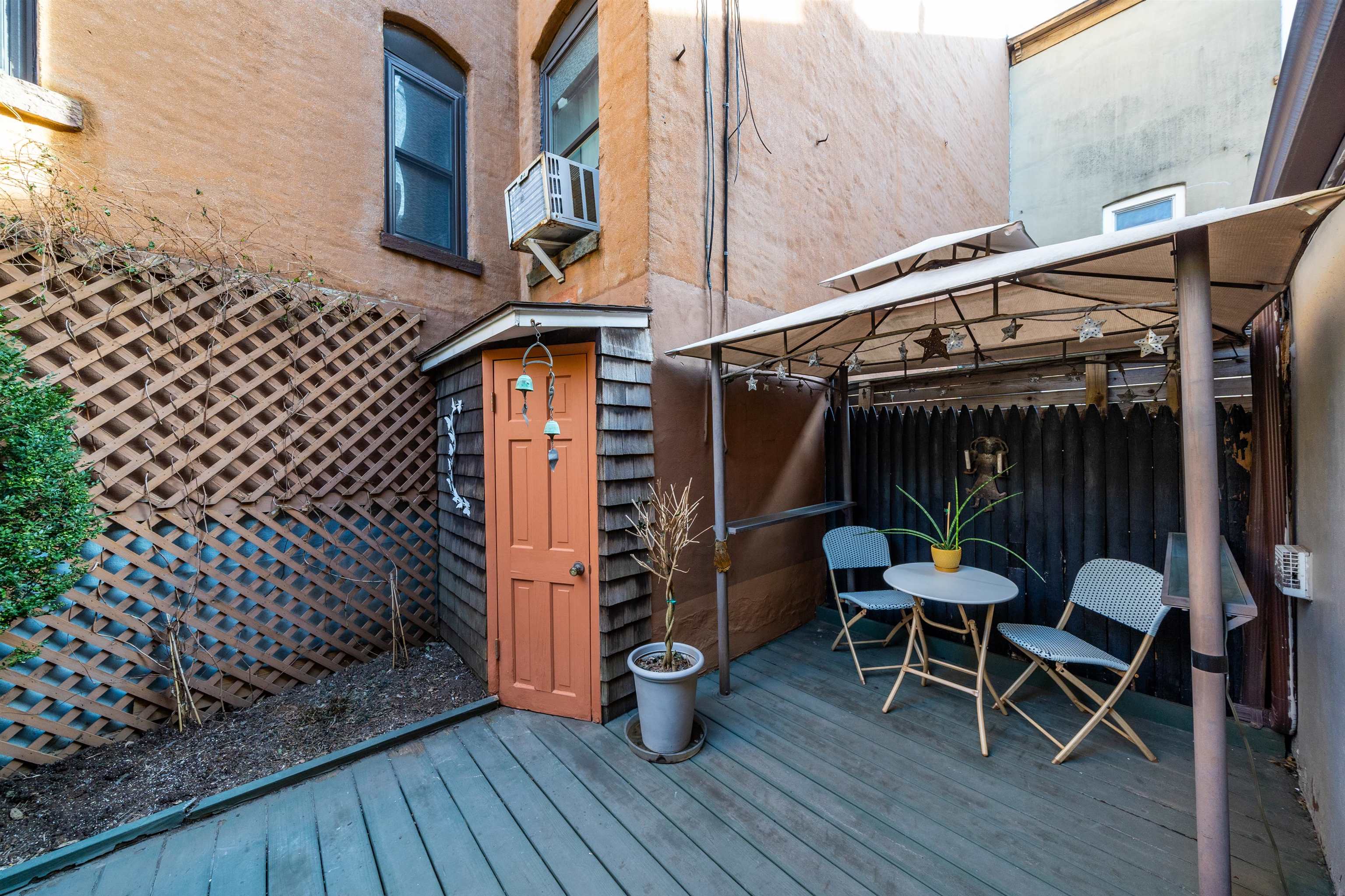 176 Coles St, Jersey City, New Jersey image 29