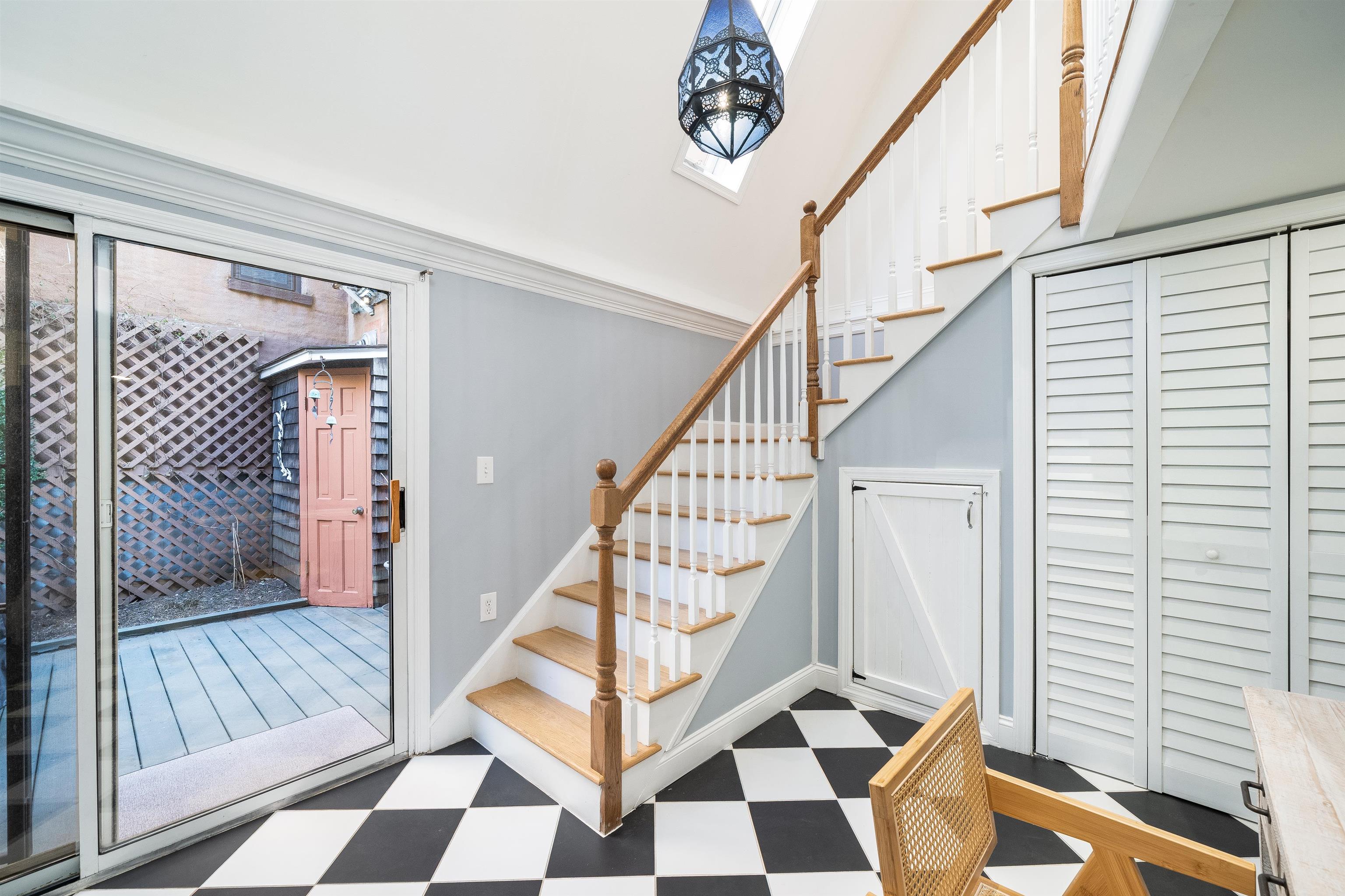 176 Coles St, Jersey City, New Jersey image 26