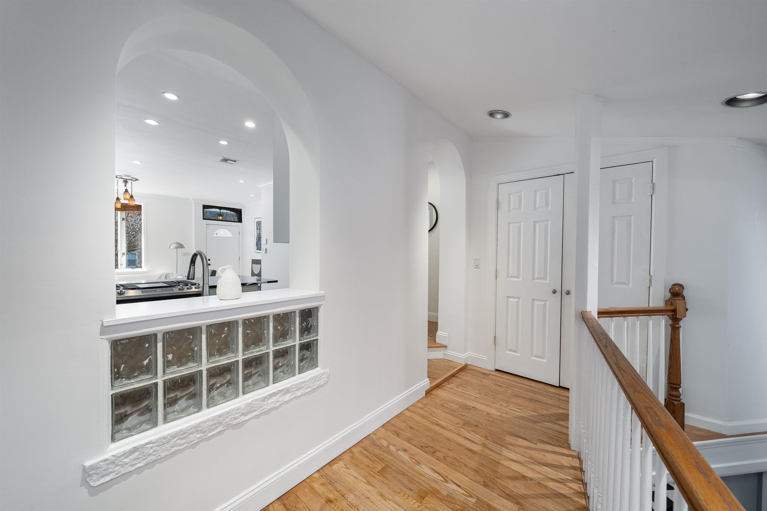 176 Coles St, Jersey City, New Jersey image 12