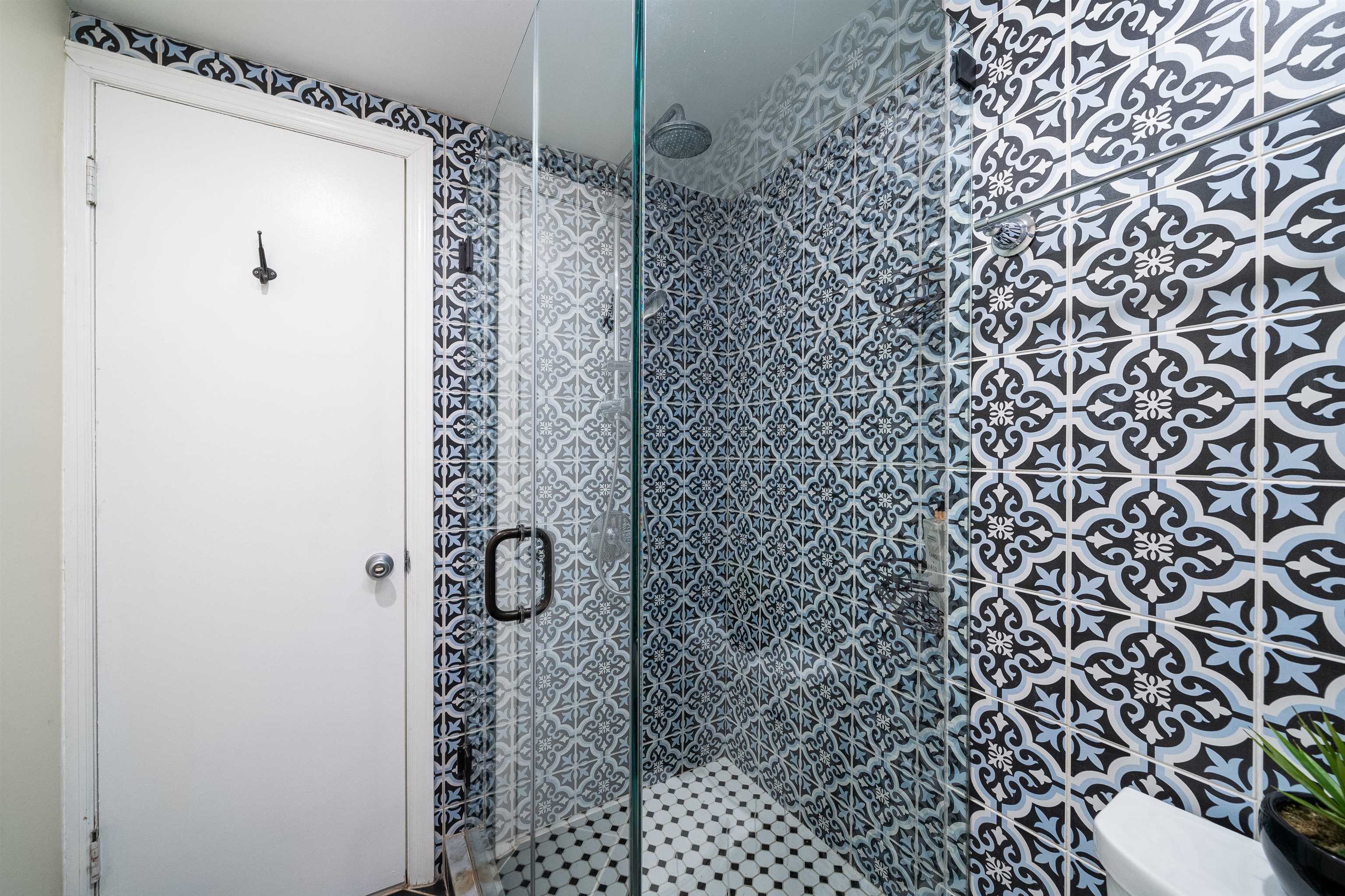 176 Coles St, Jersey City, New Jersey image 18
