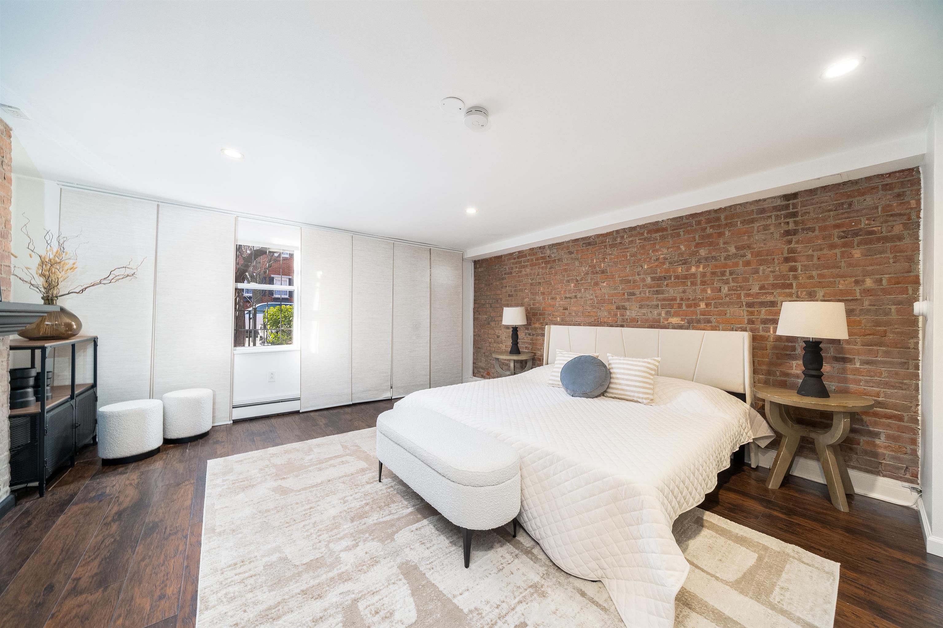 176 Coles St, Jersey City, New Jersey image 14