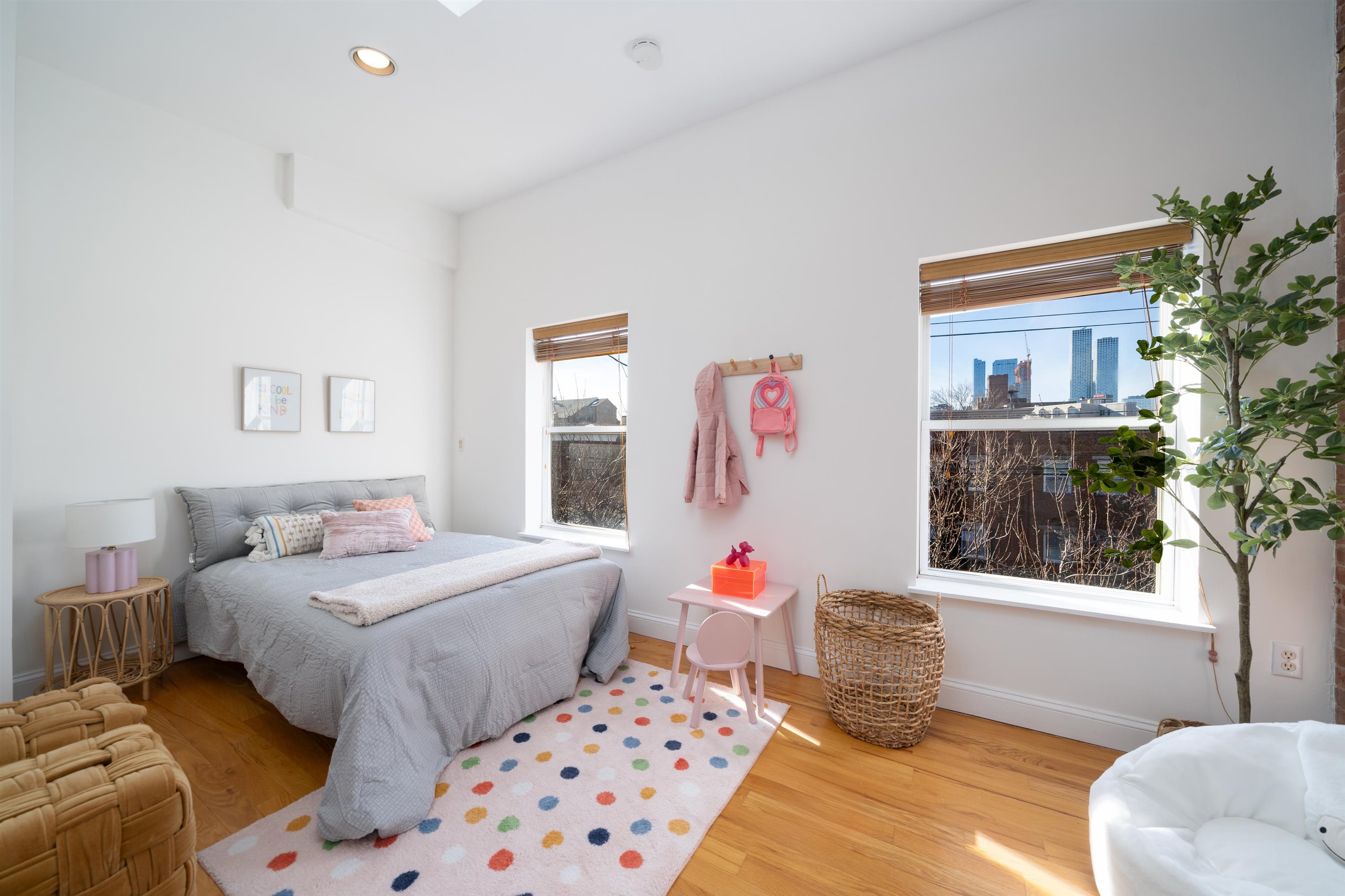 176 Coles St, Jersey City, New Jersey image 19