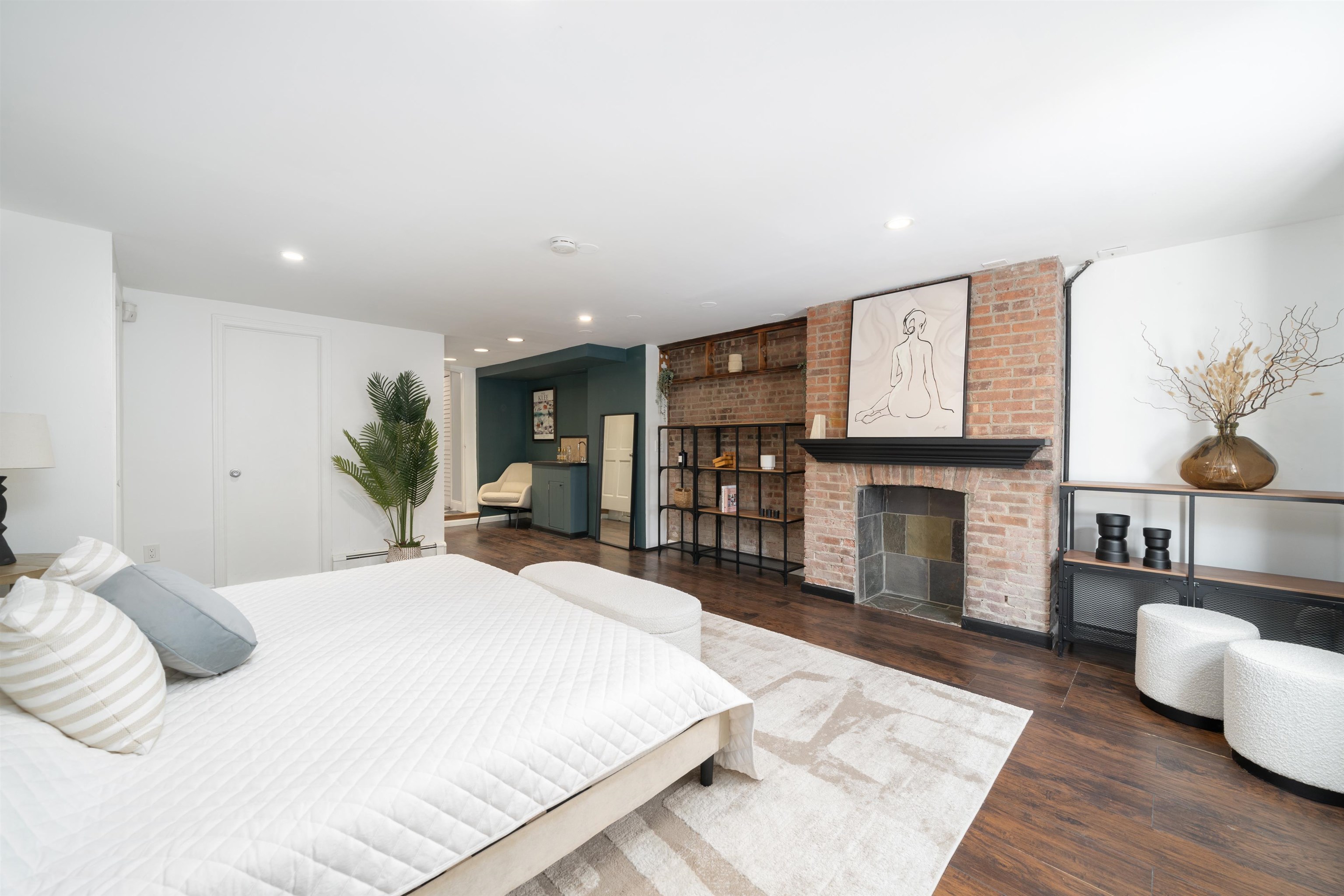 176 Coles St, Jersey City, New Jersey image 15