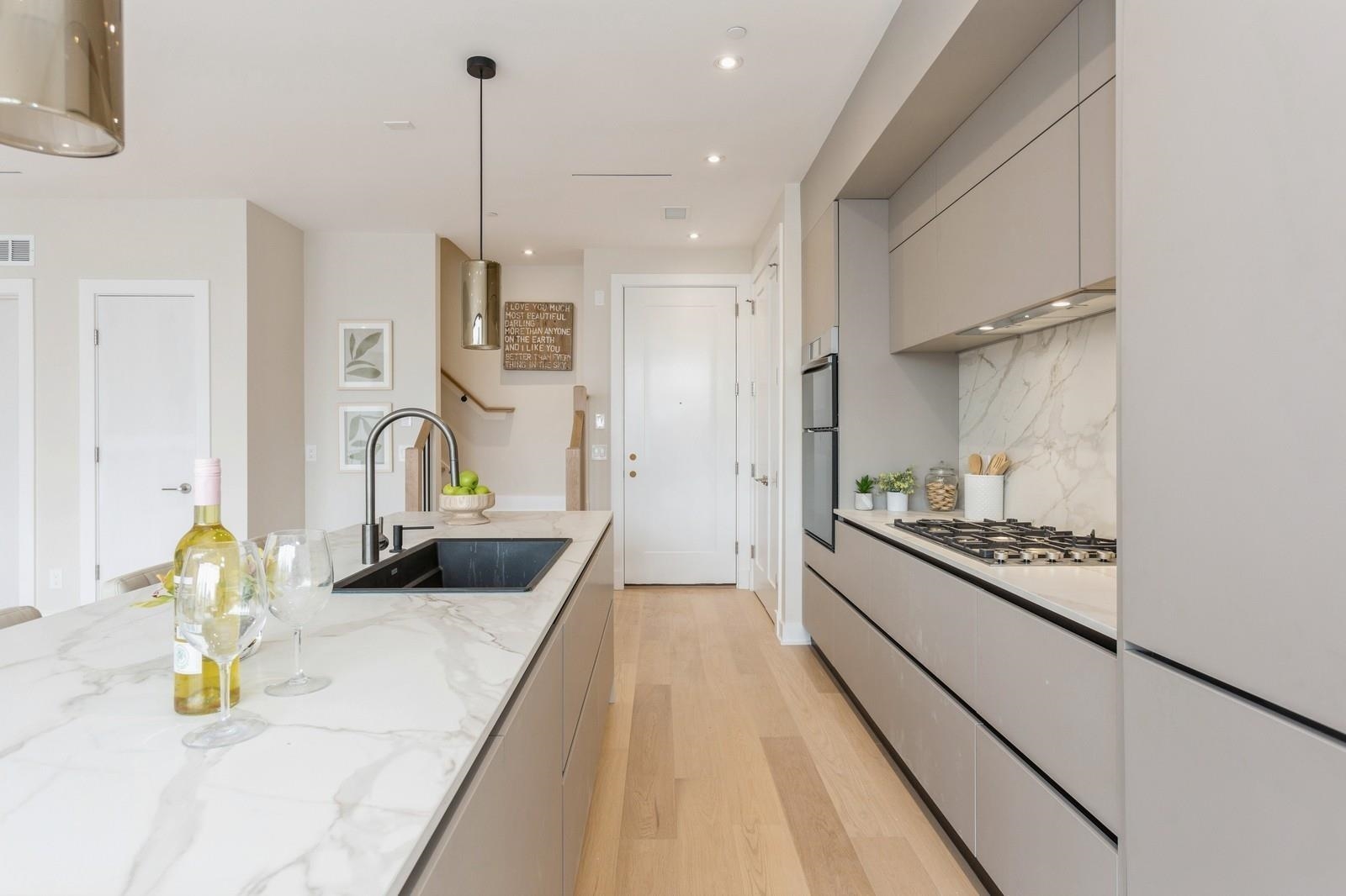 477 Monmouth St #4, Jersey City, New Jersey image 6