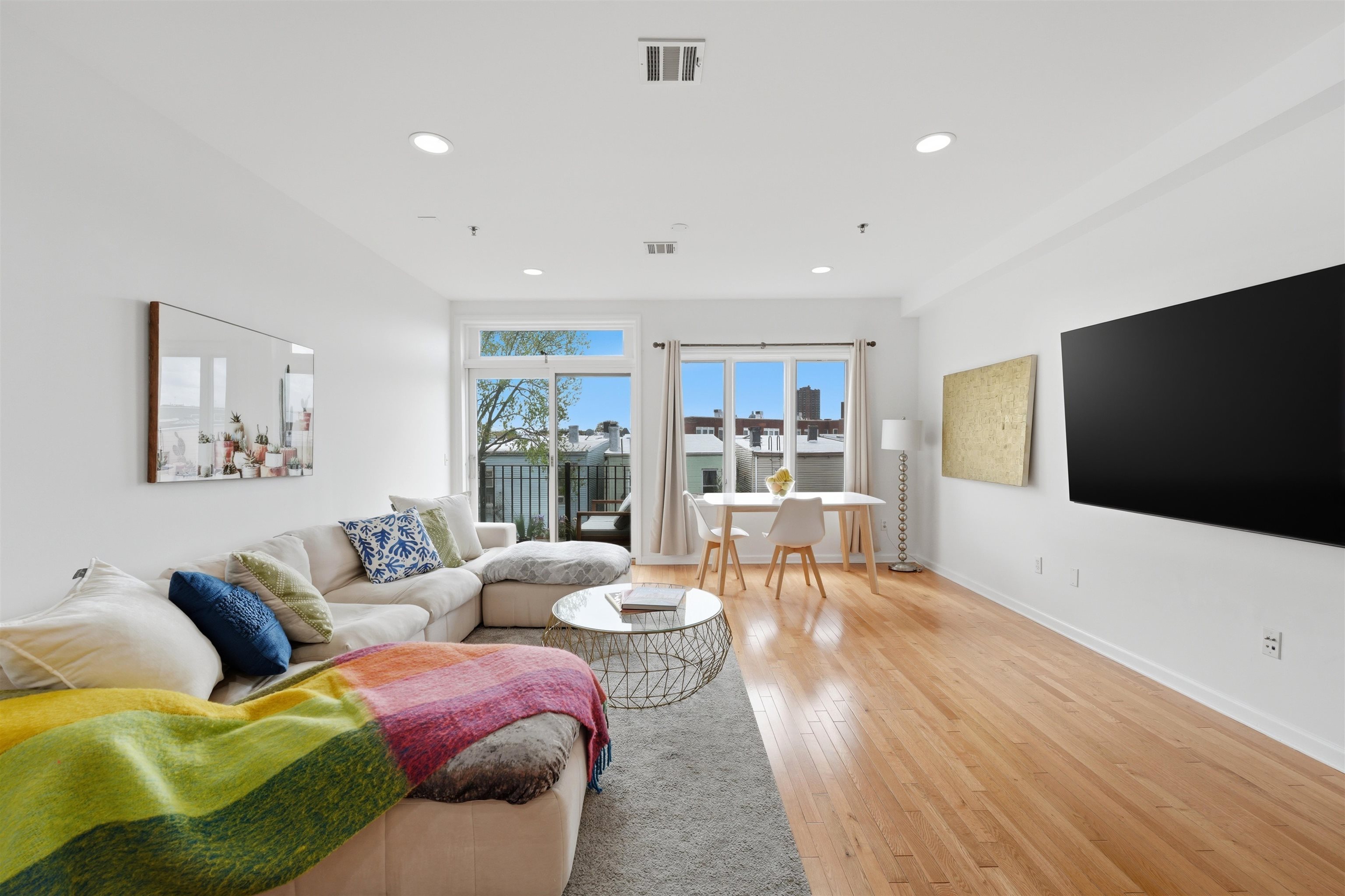 203-207 HACKENSACK PLANK RD 5B