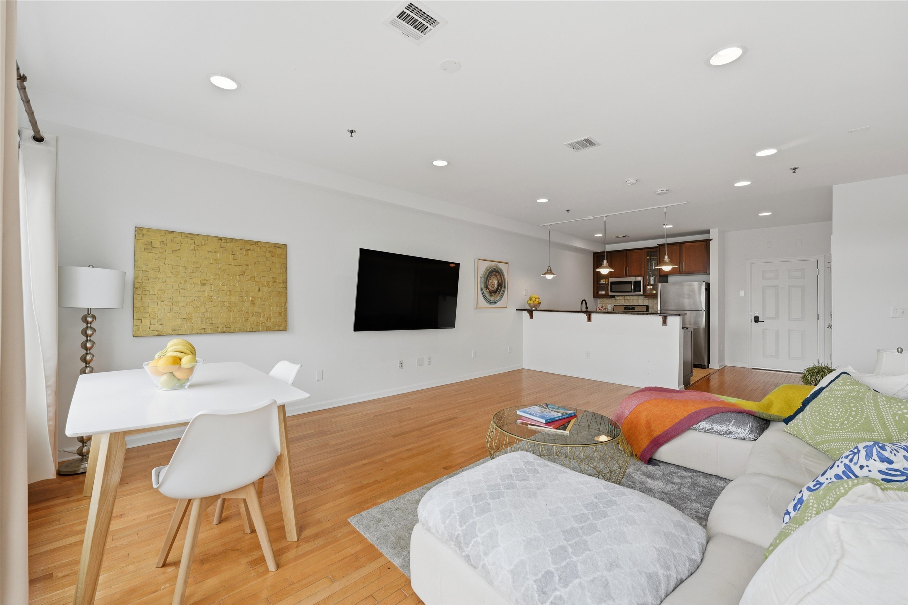 203-207 HACKENSACK PLANK RD 5B