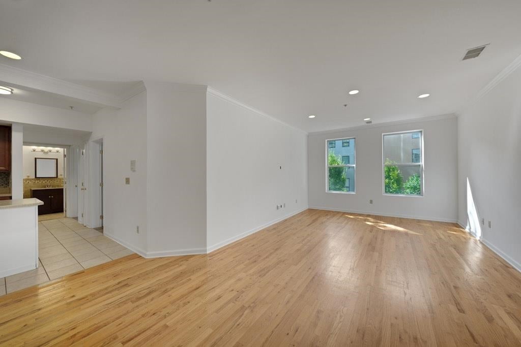 510 MONROE ST 201