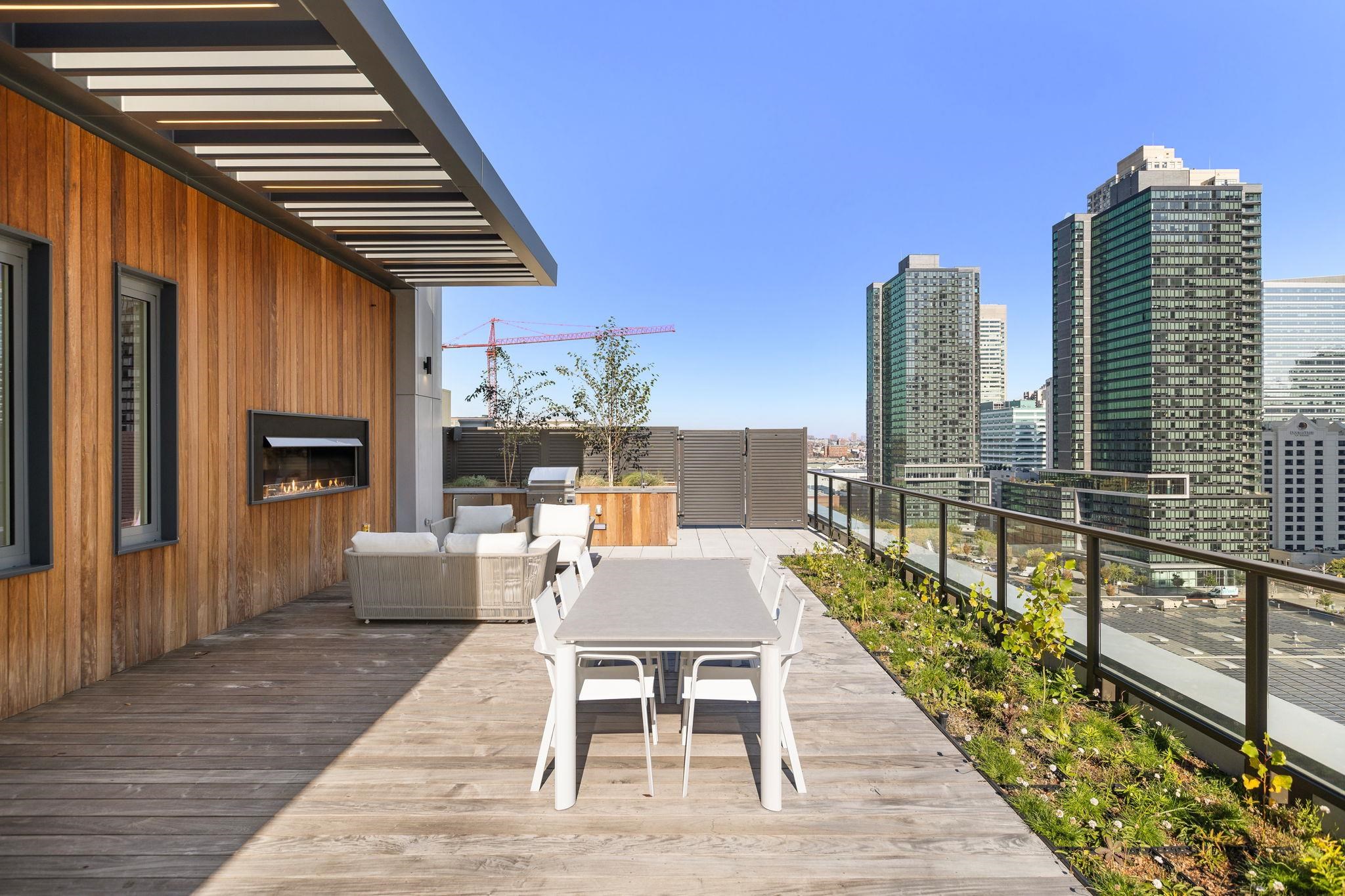 144 1st St #9N, Jersey City, New Jersey image 38