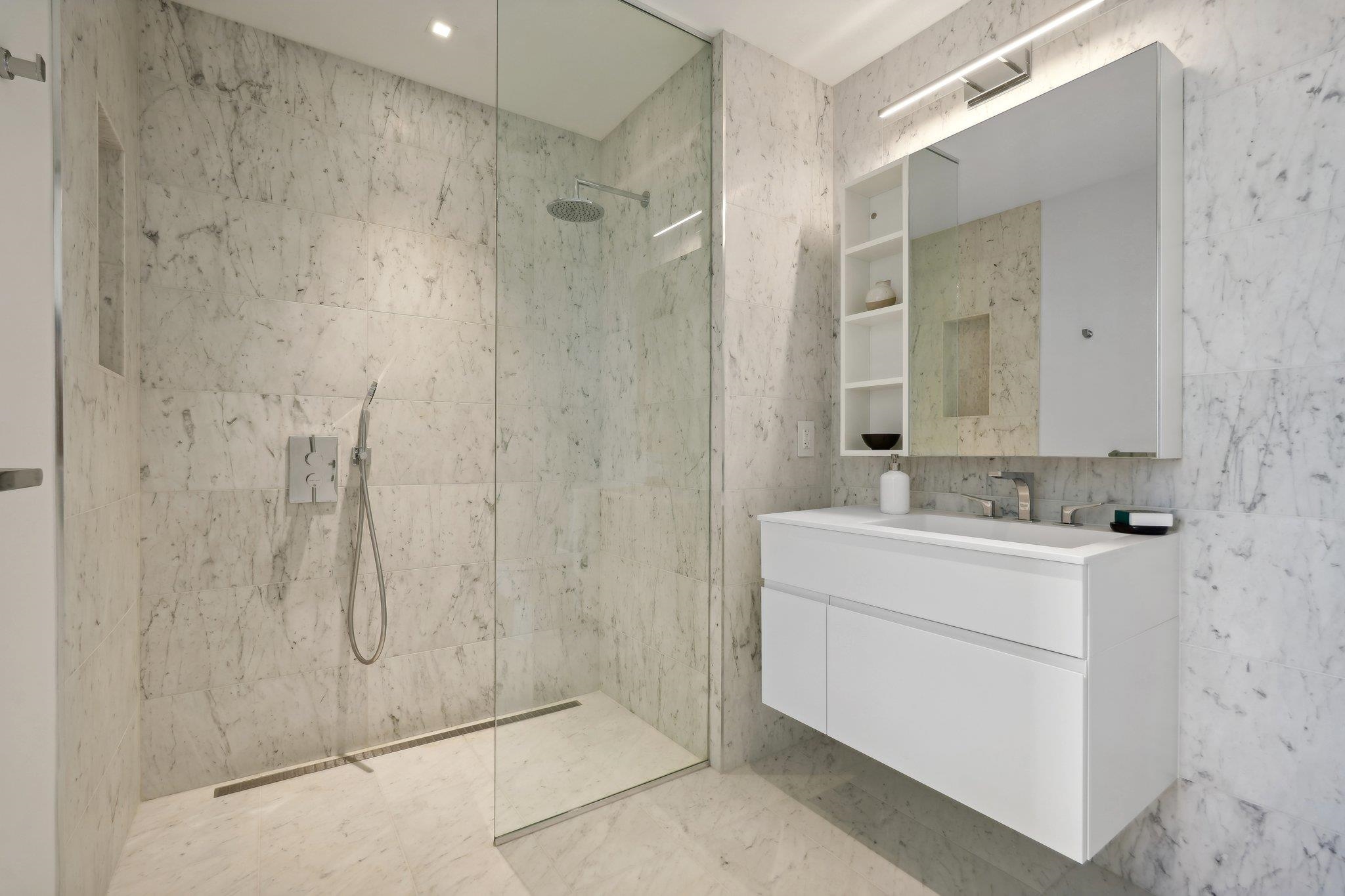 144 1st St #9N, Jersey City, New Jersey image 28